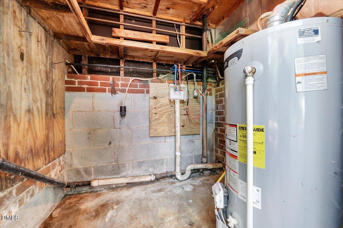 main property photo 44