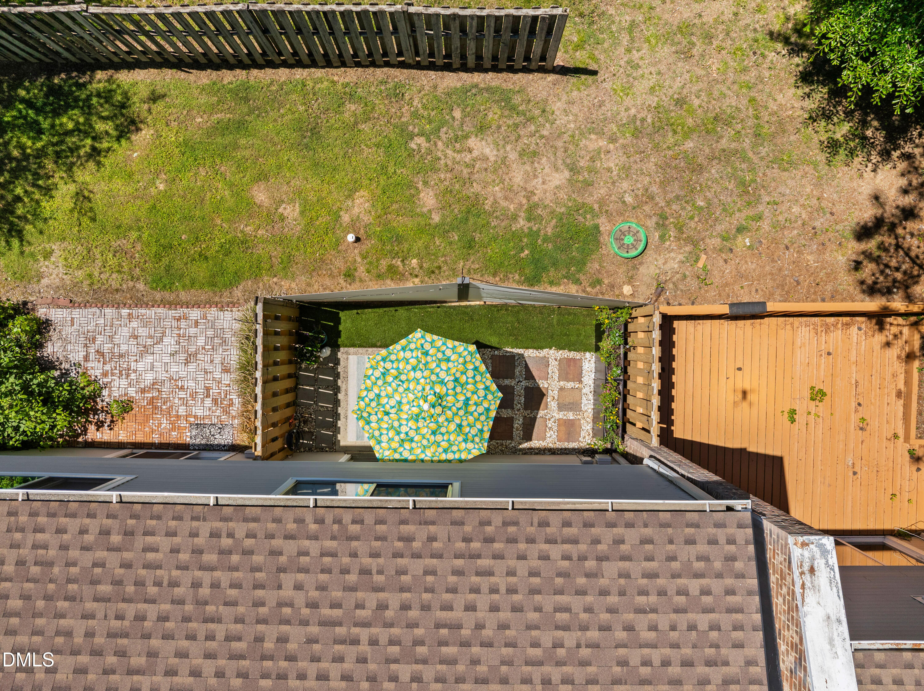 main property photo 26