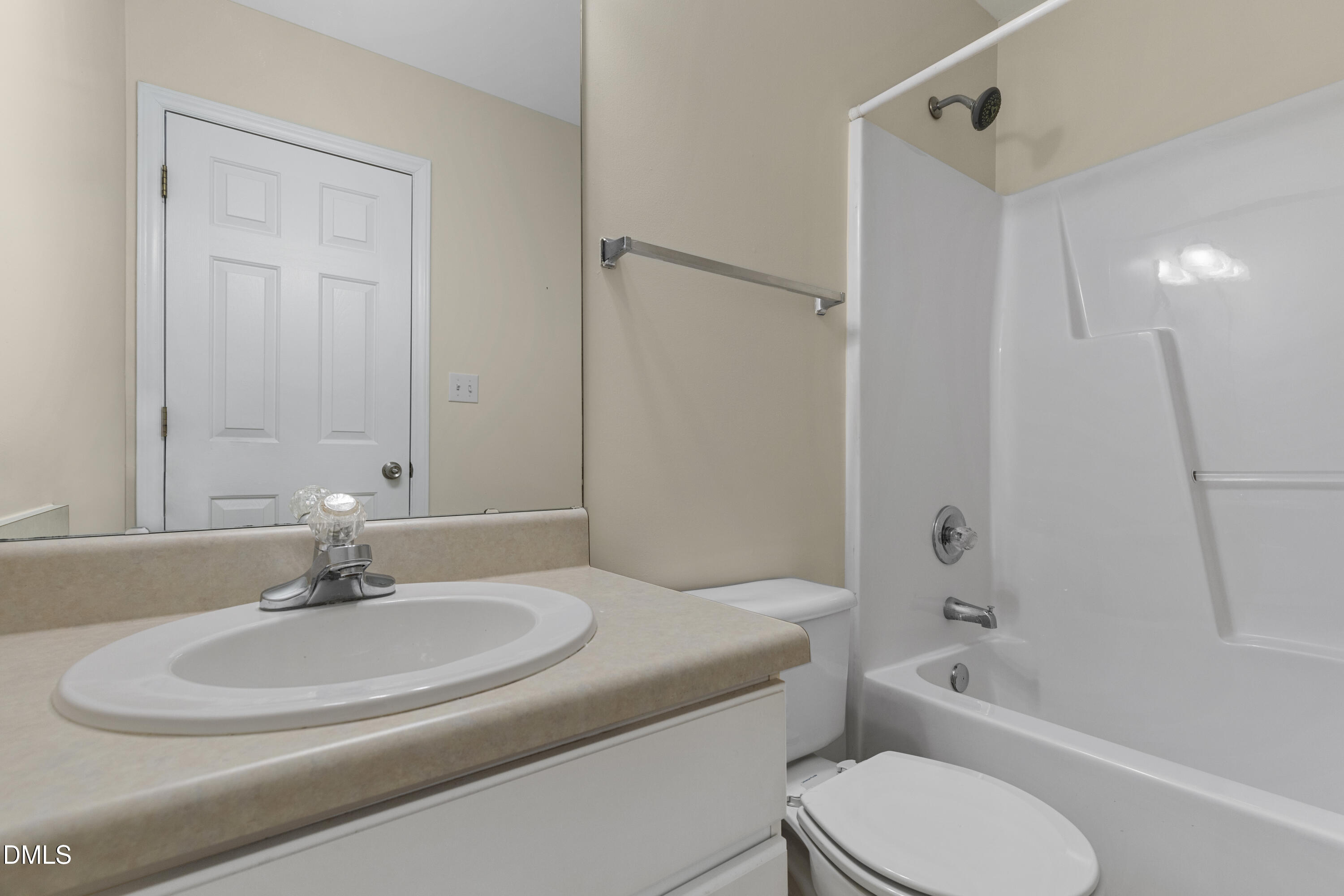 main property photo 20