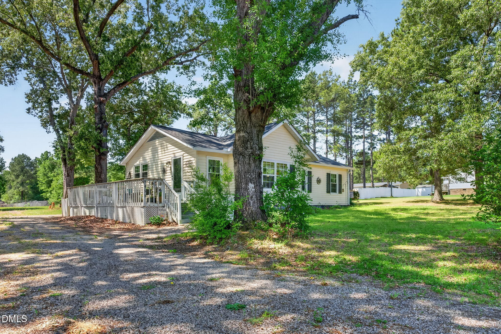 main property photo 3