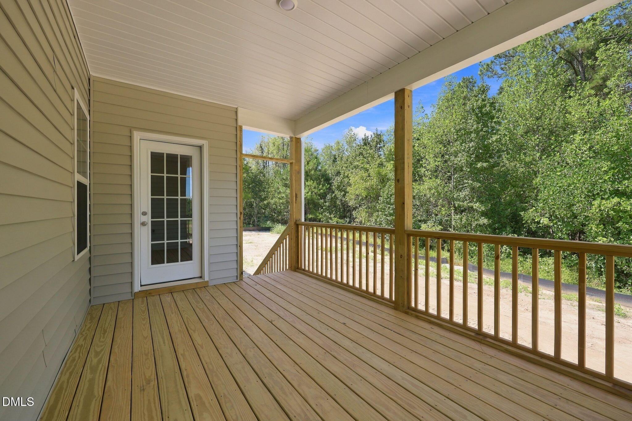 main property photo 29