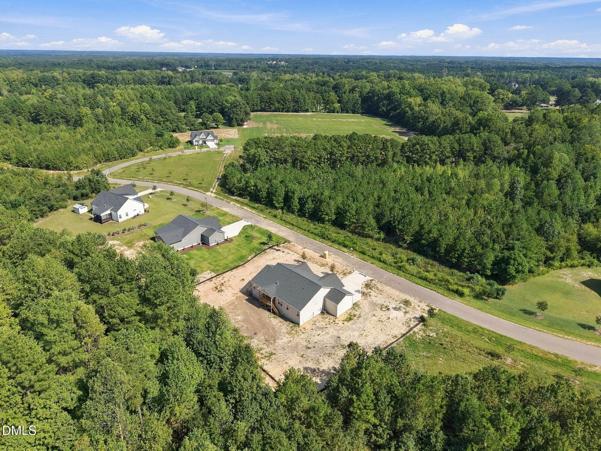main property photo 37