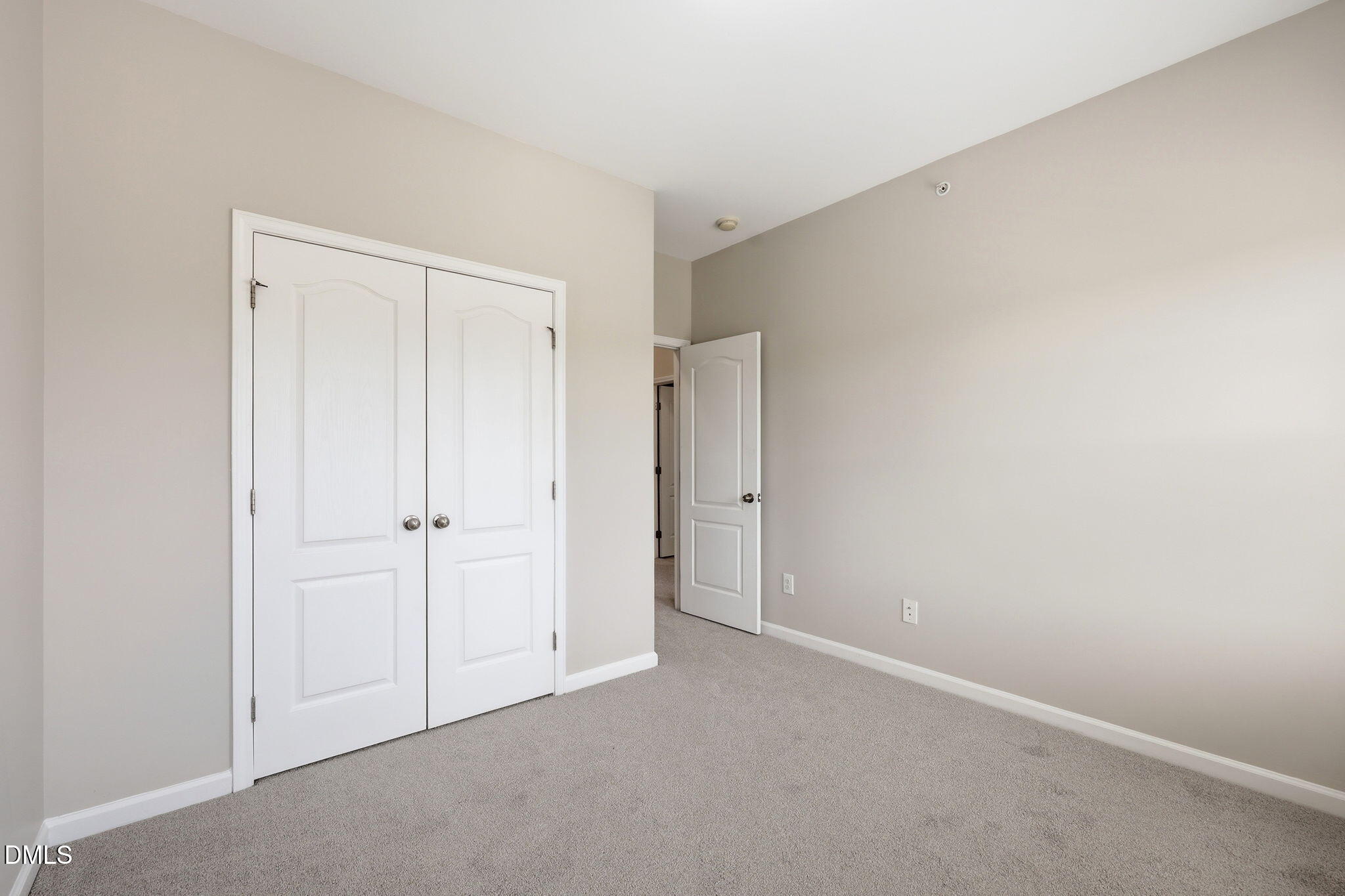 main property photo 70