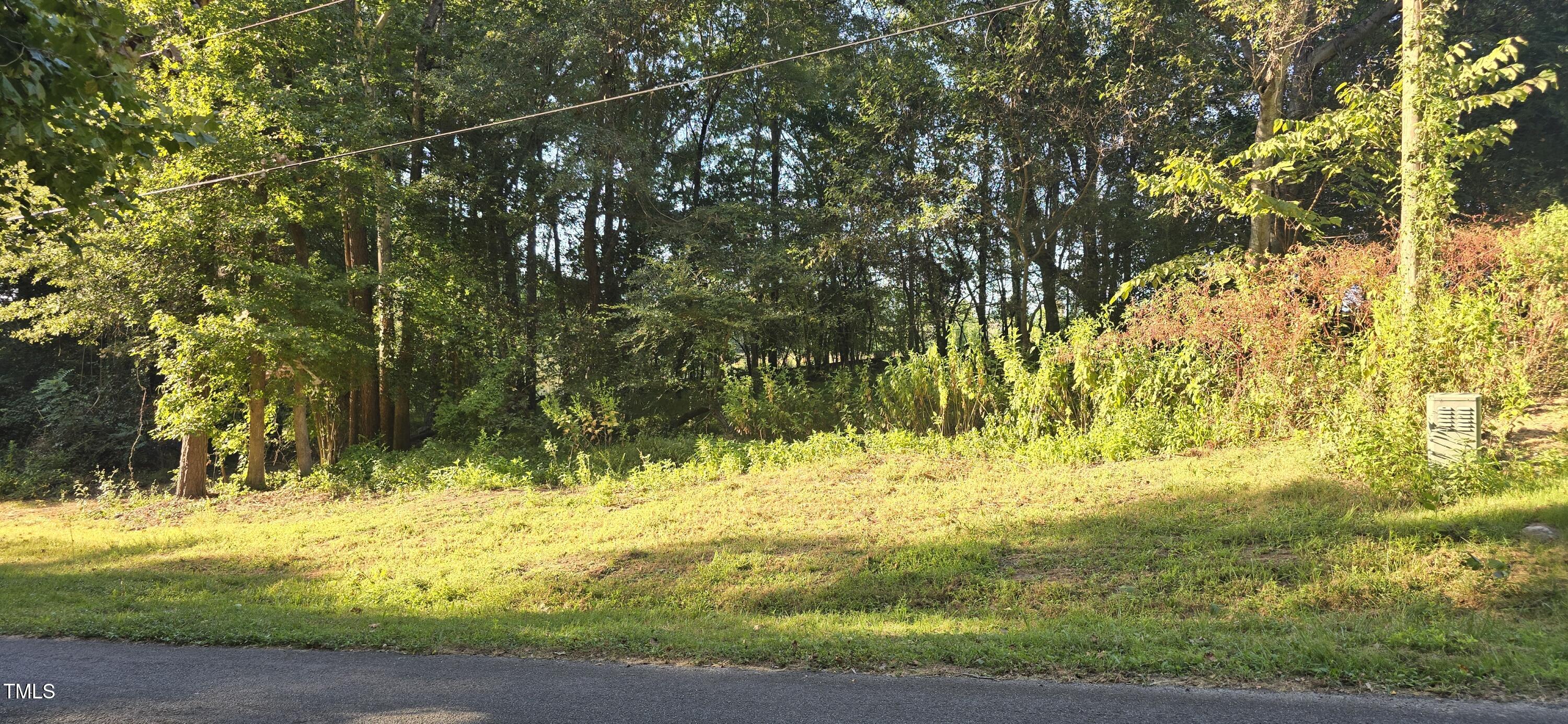 main property photo 6
