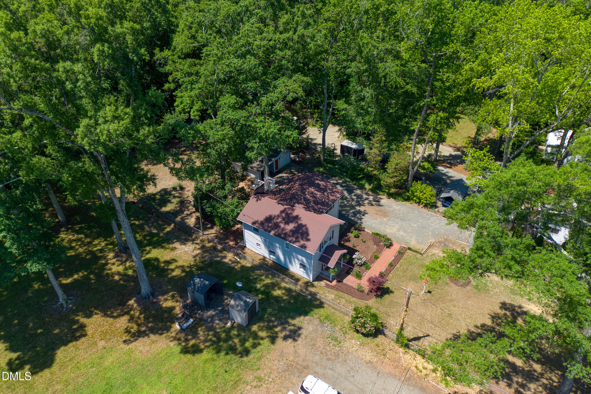 main property photo 44