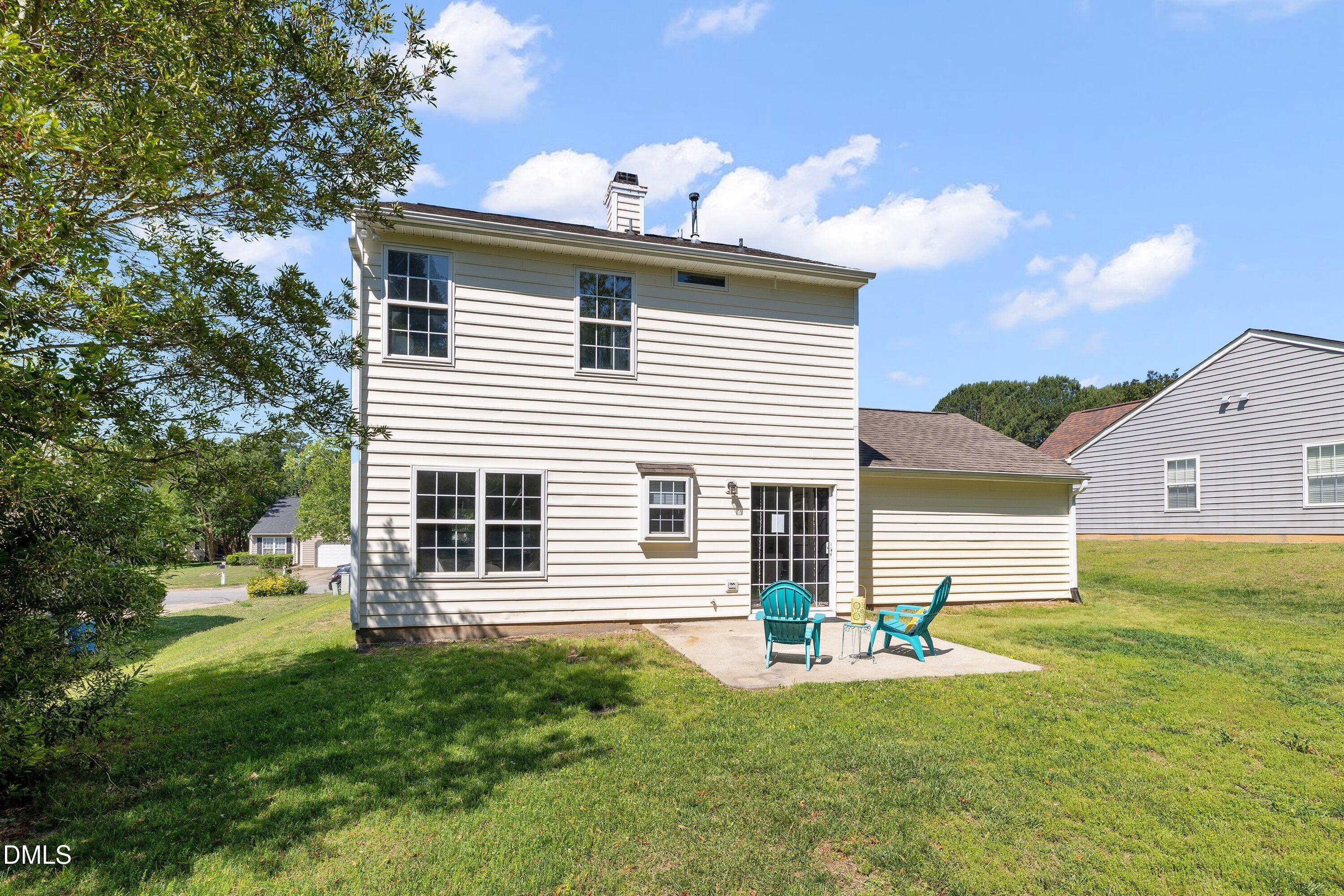 main property photo 18