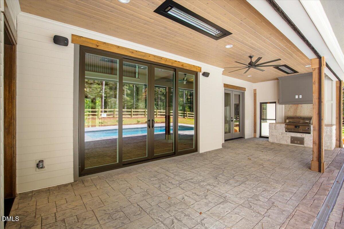 main property photo 59