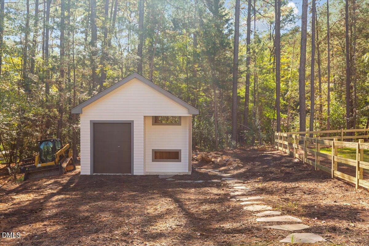 main property photo 70