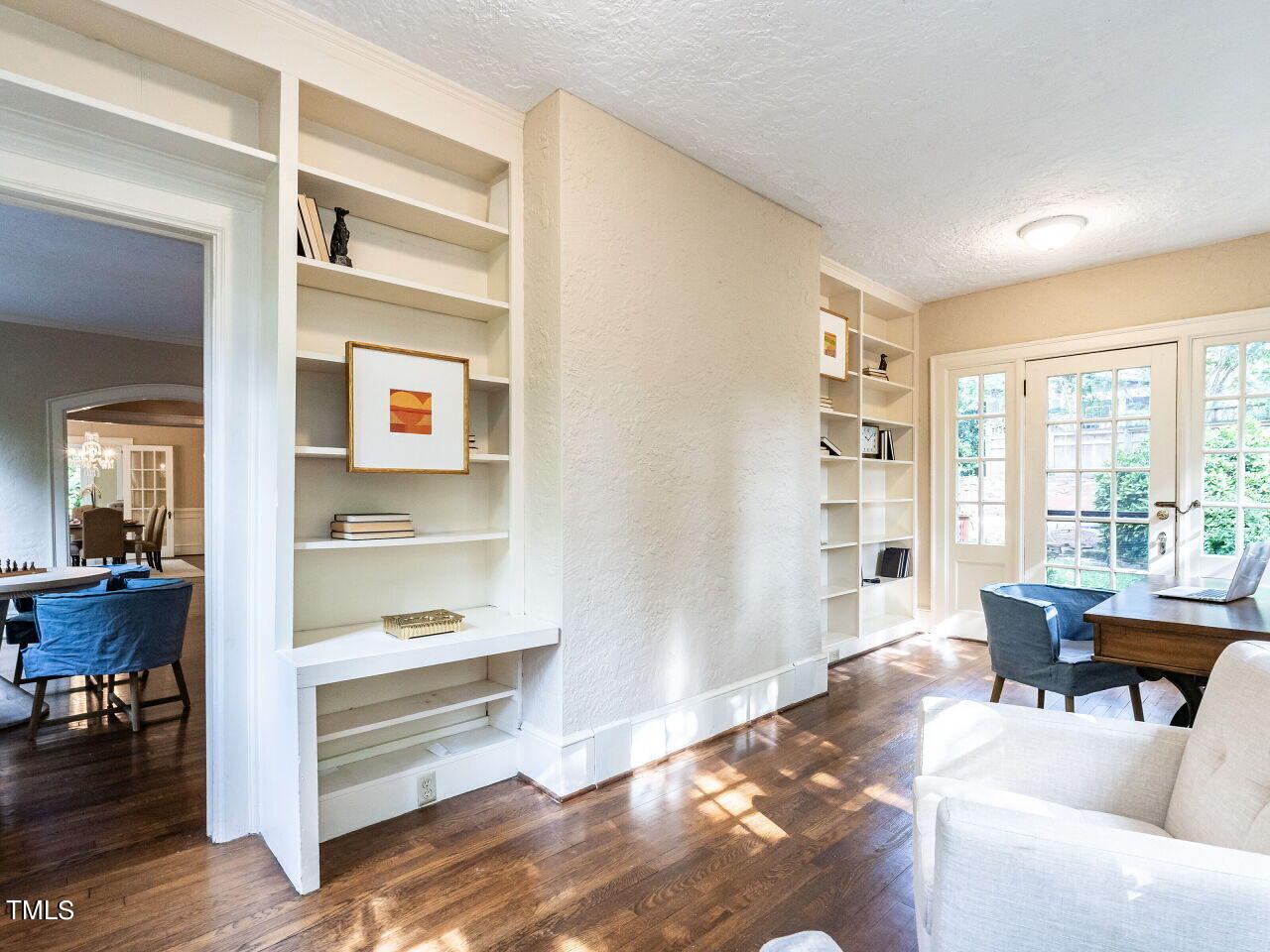 main property photo 11