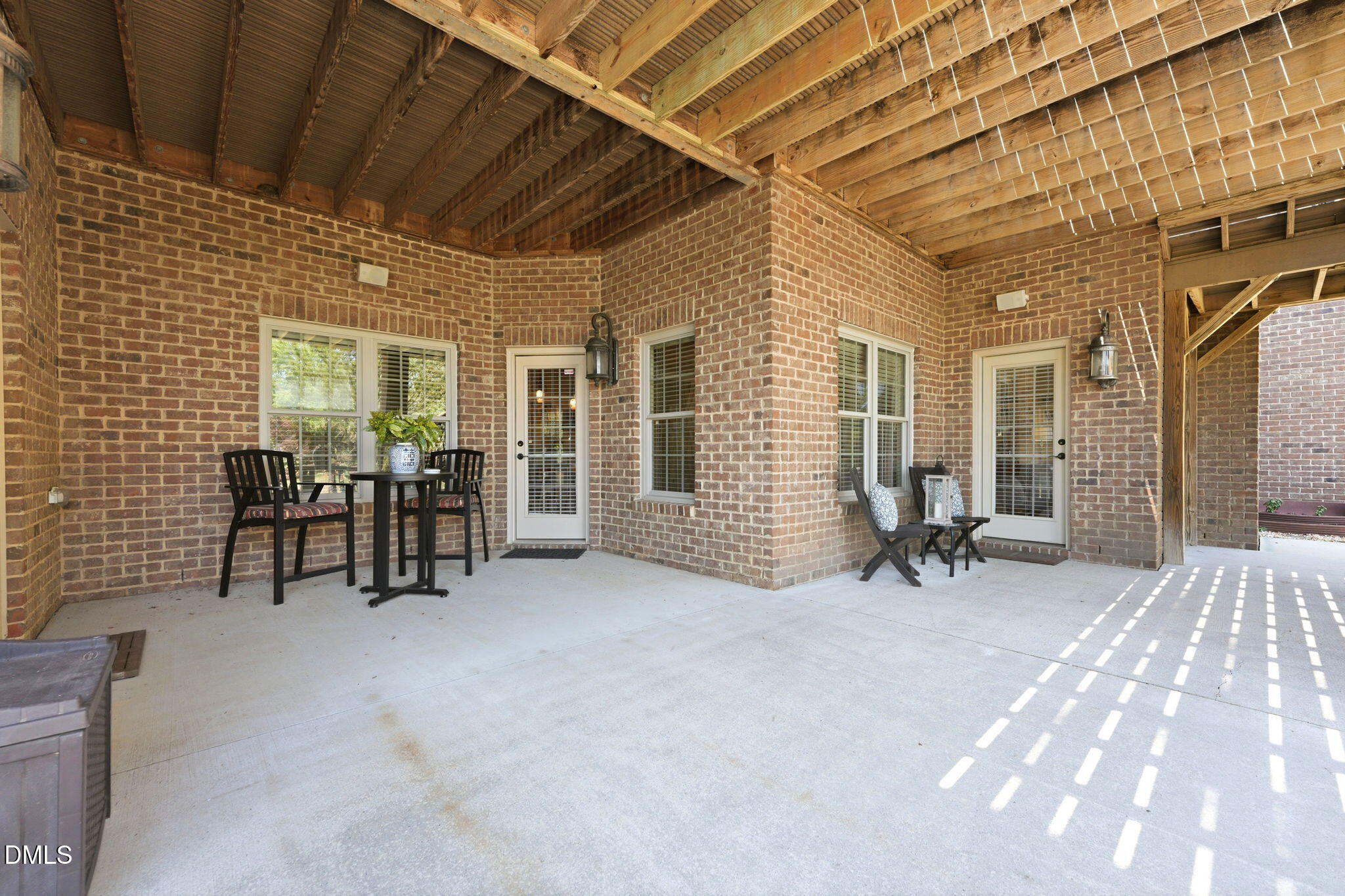 main property photo 21