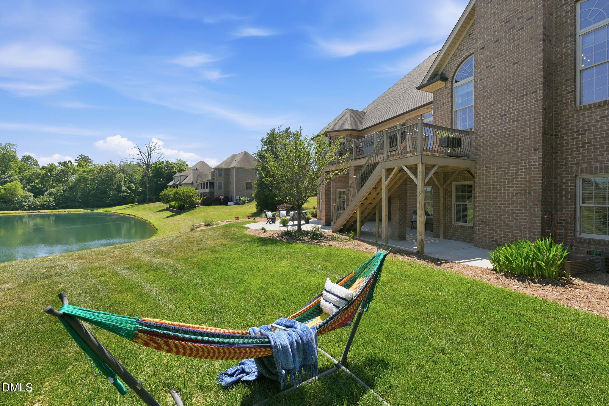 main property photo 27
