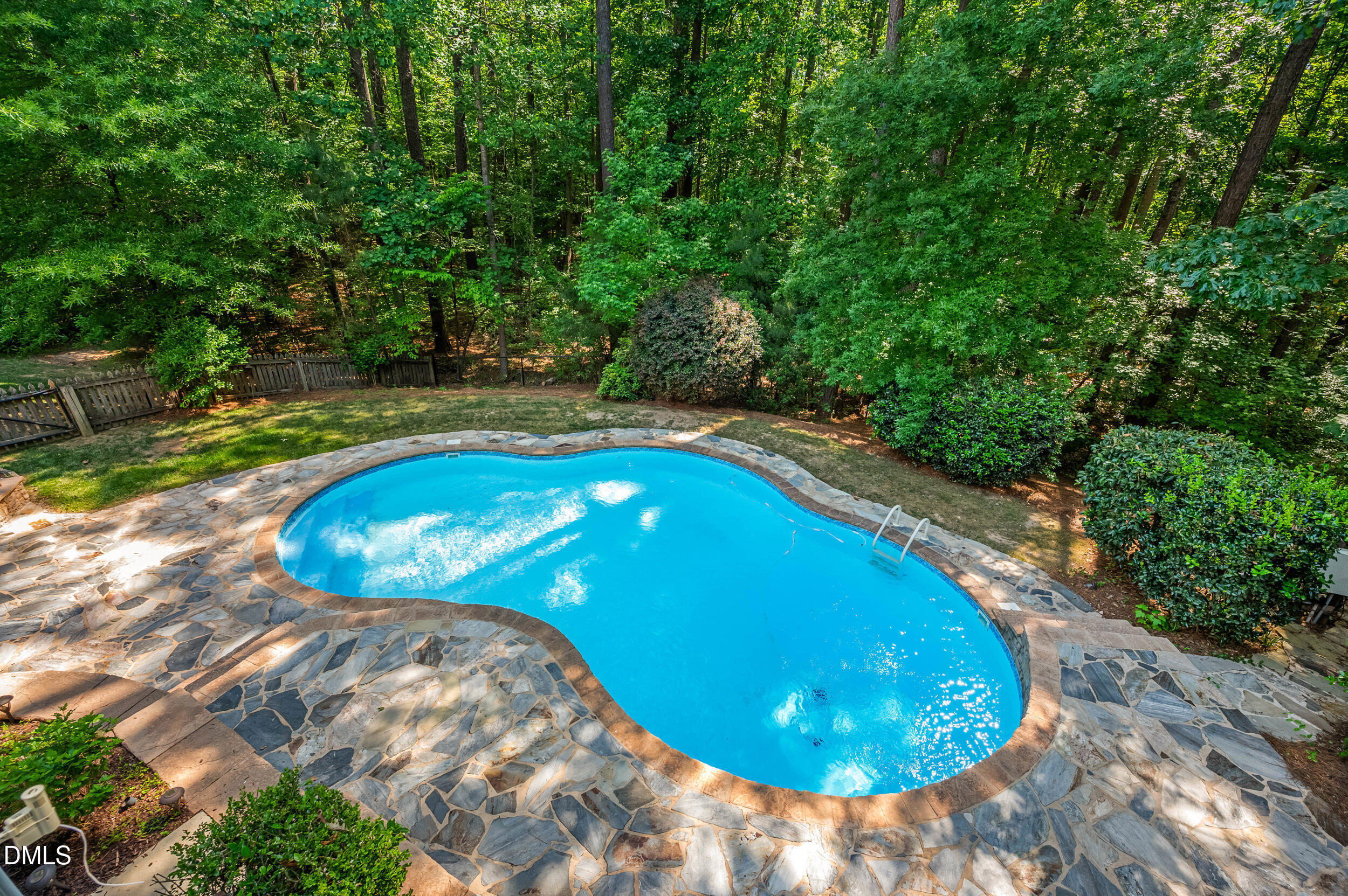 main property photo 60