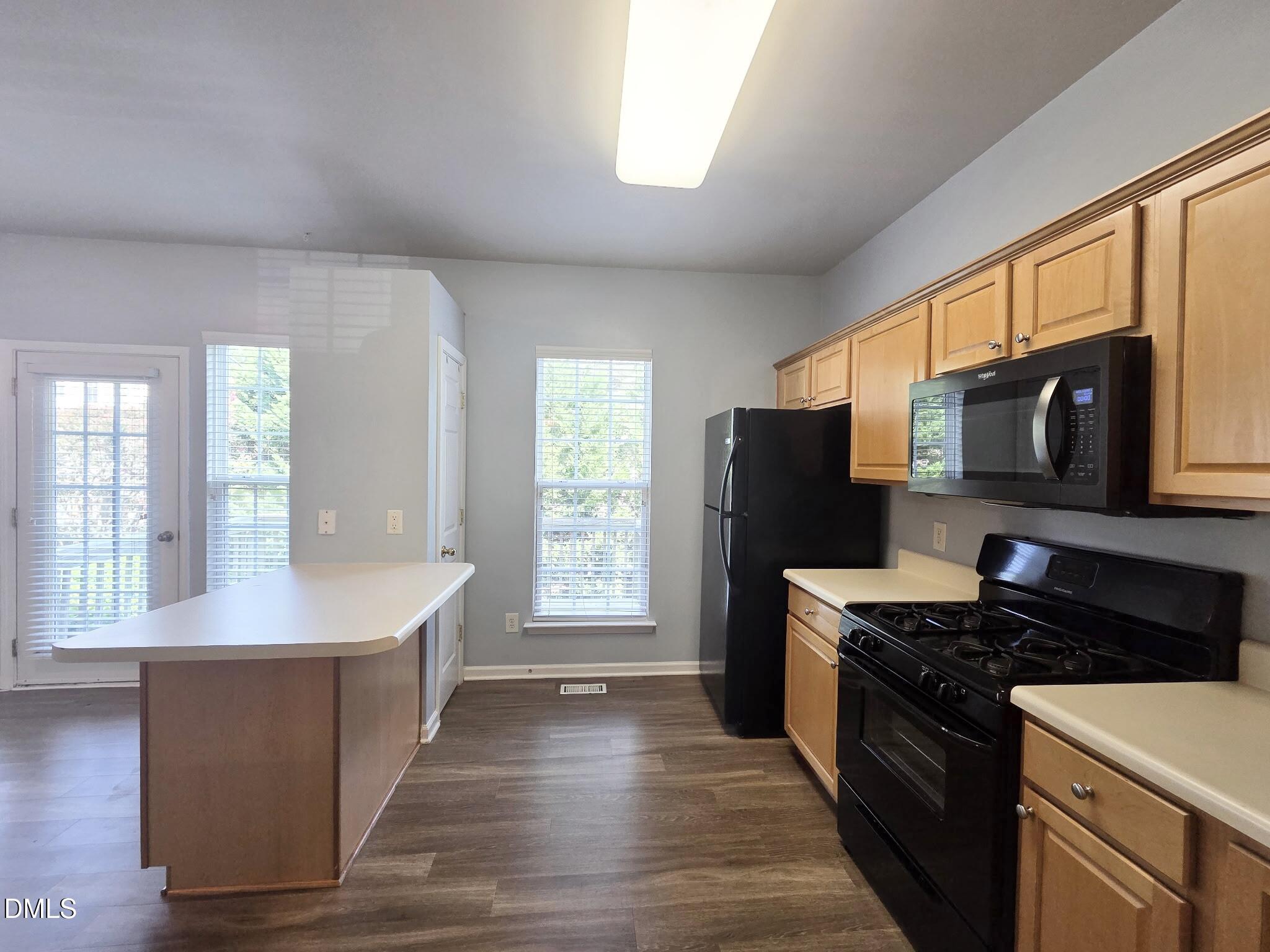 main property photo 84