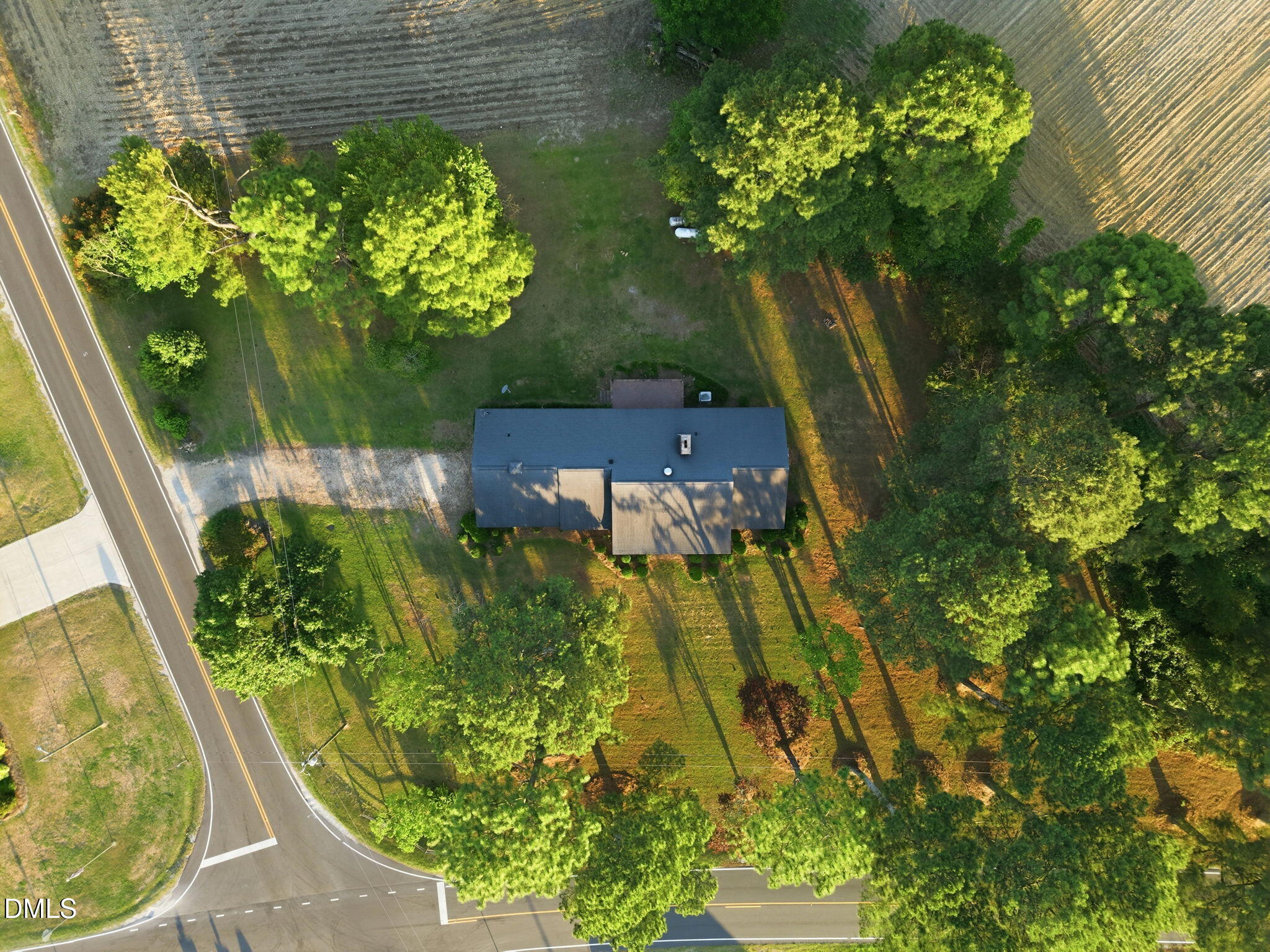 main property photo 39
