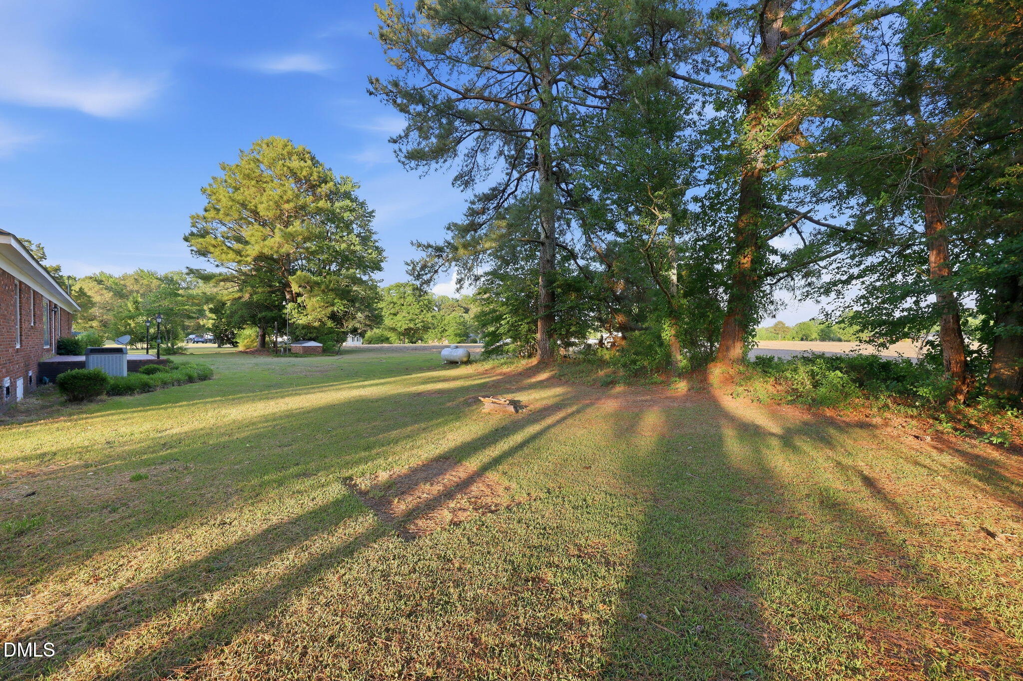 main property photo 6