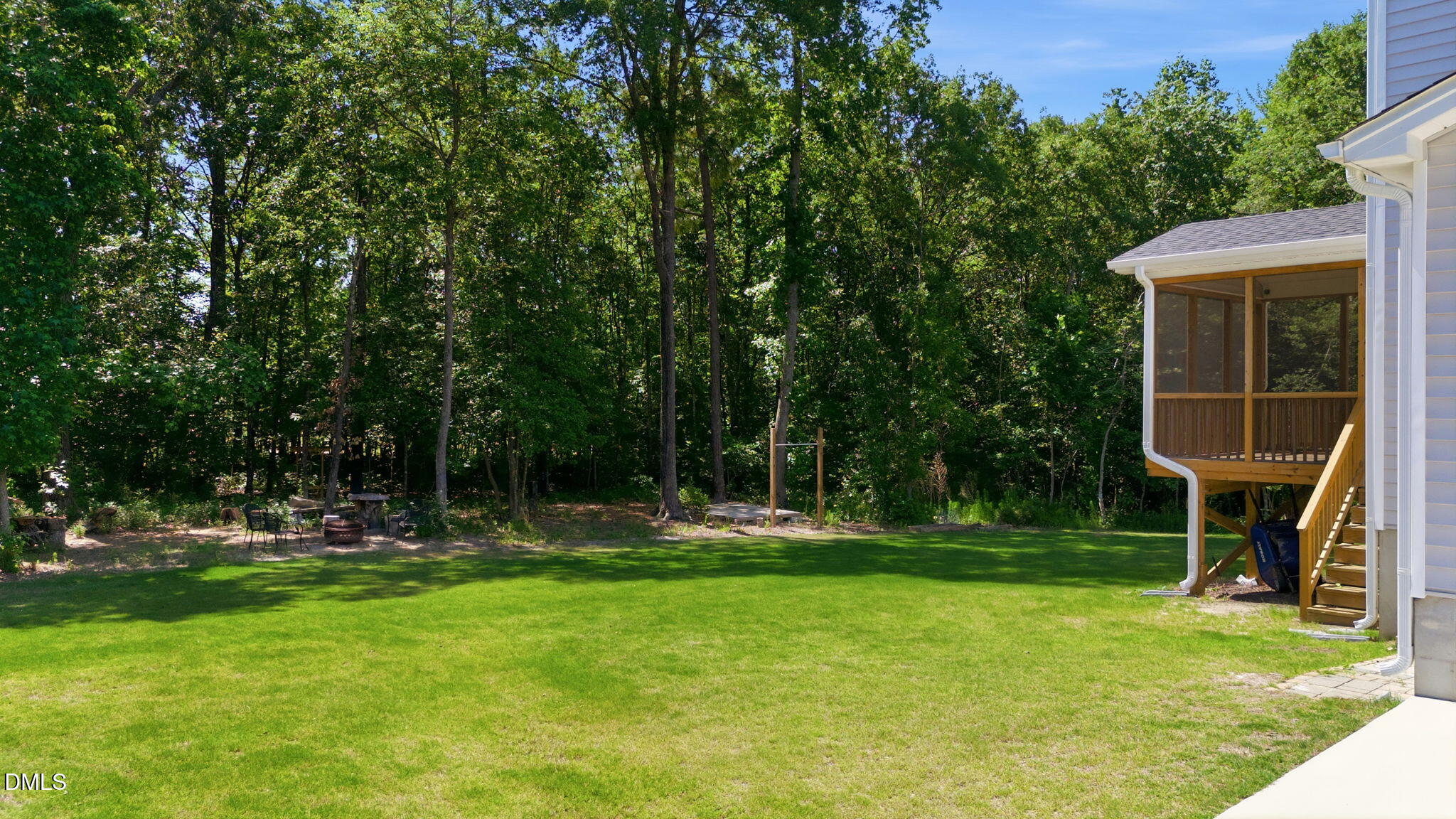main property photo 45