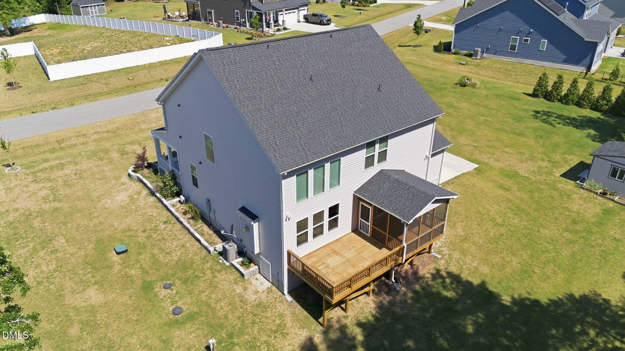 main property photo 48