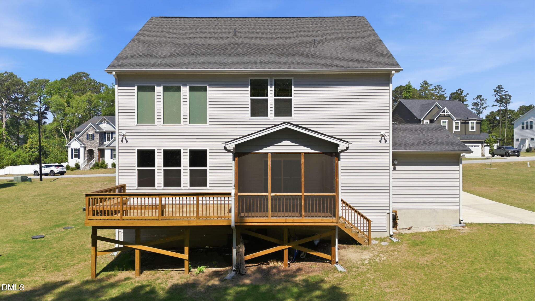 main property photo 50