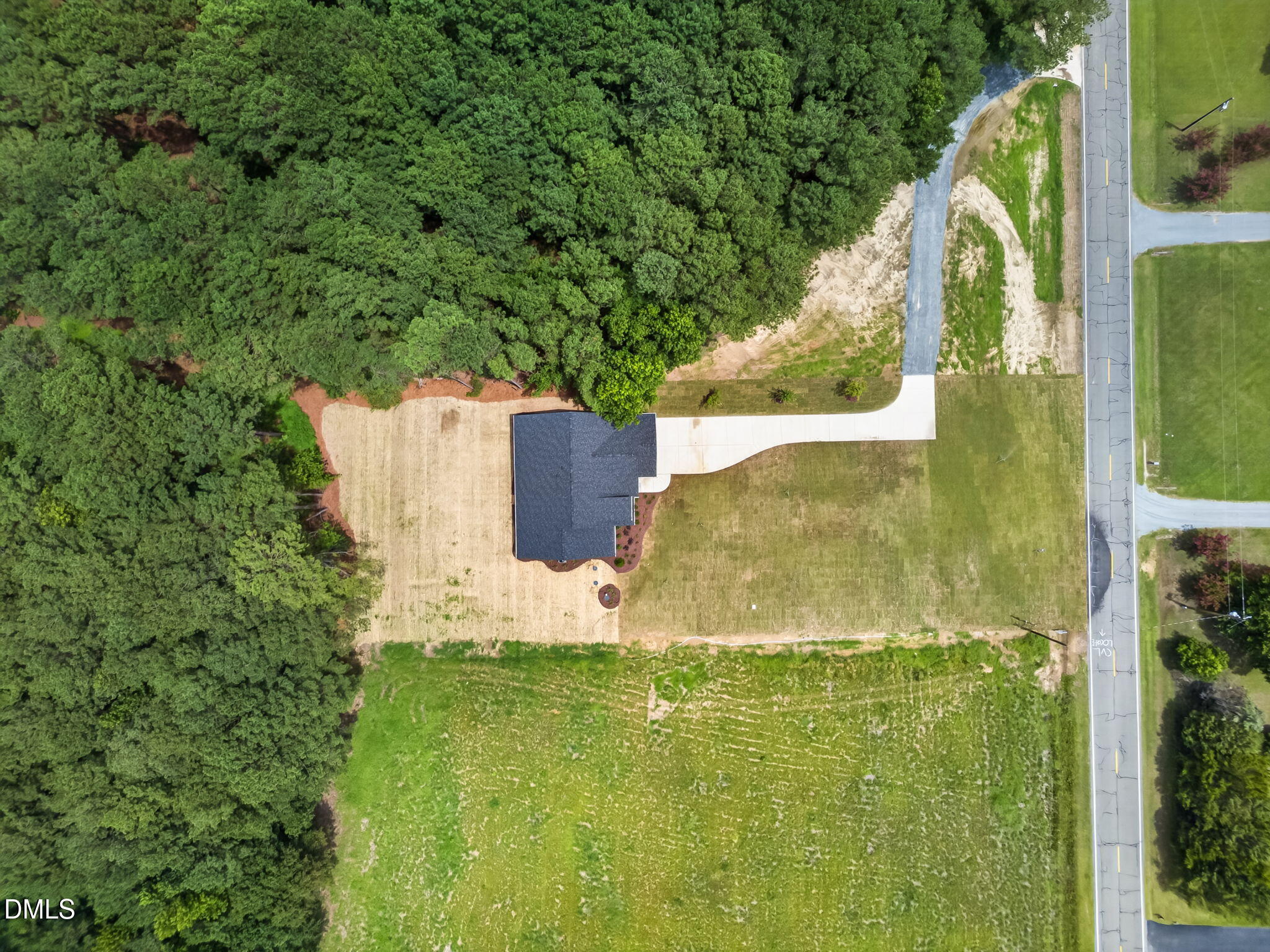 main property photo 46