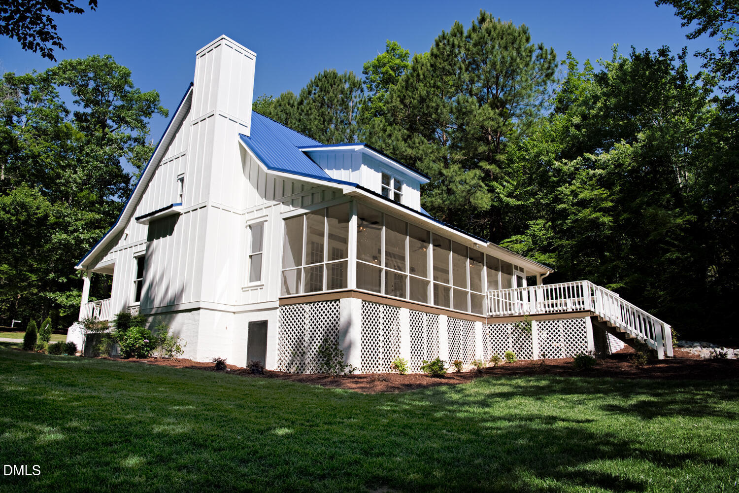 main property photo 38