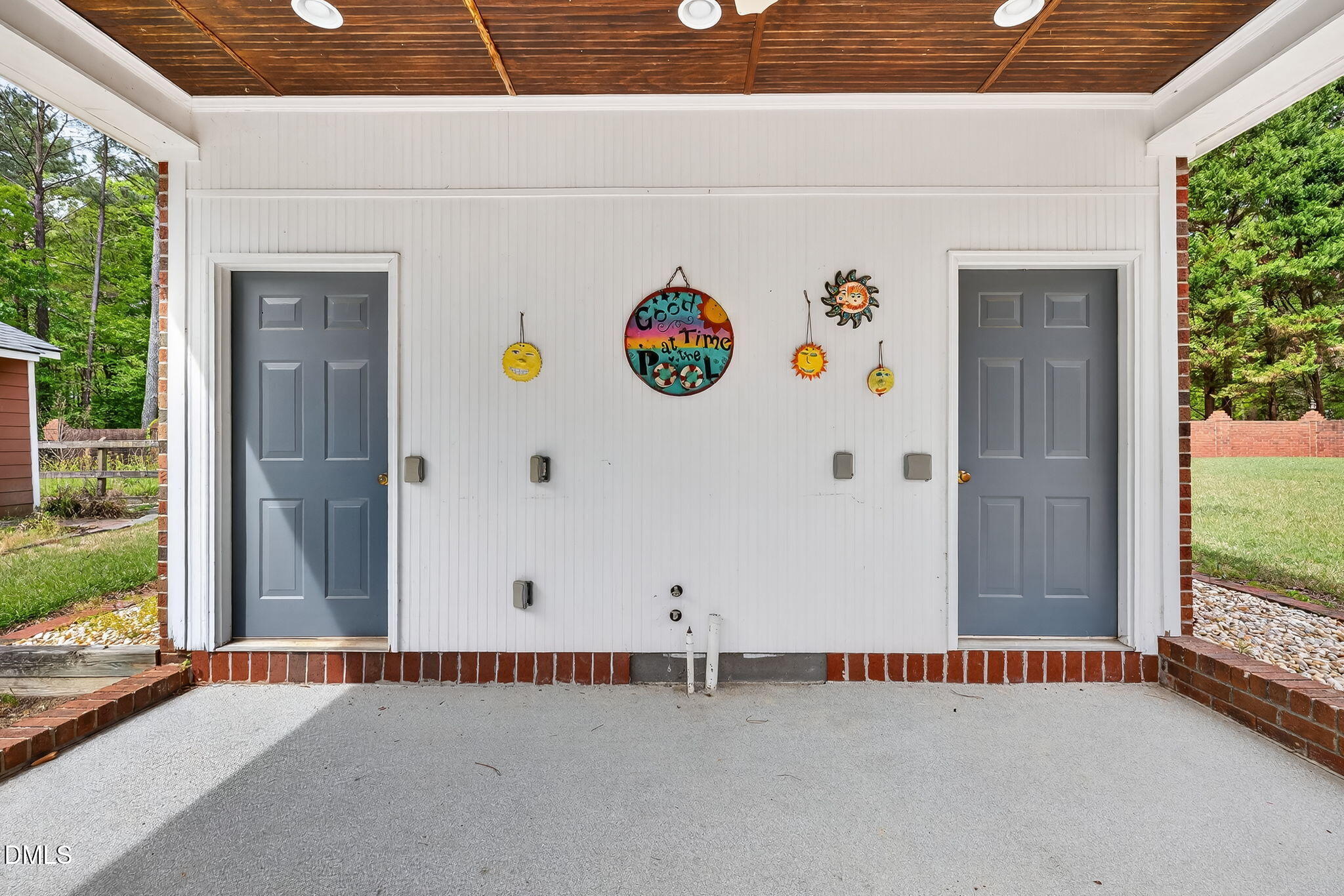 main property photo 43