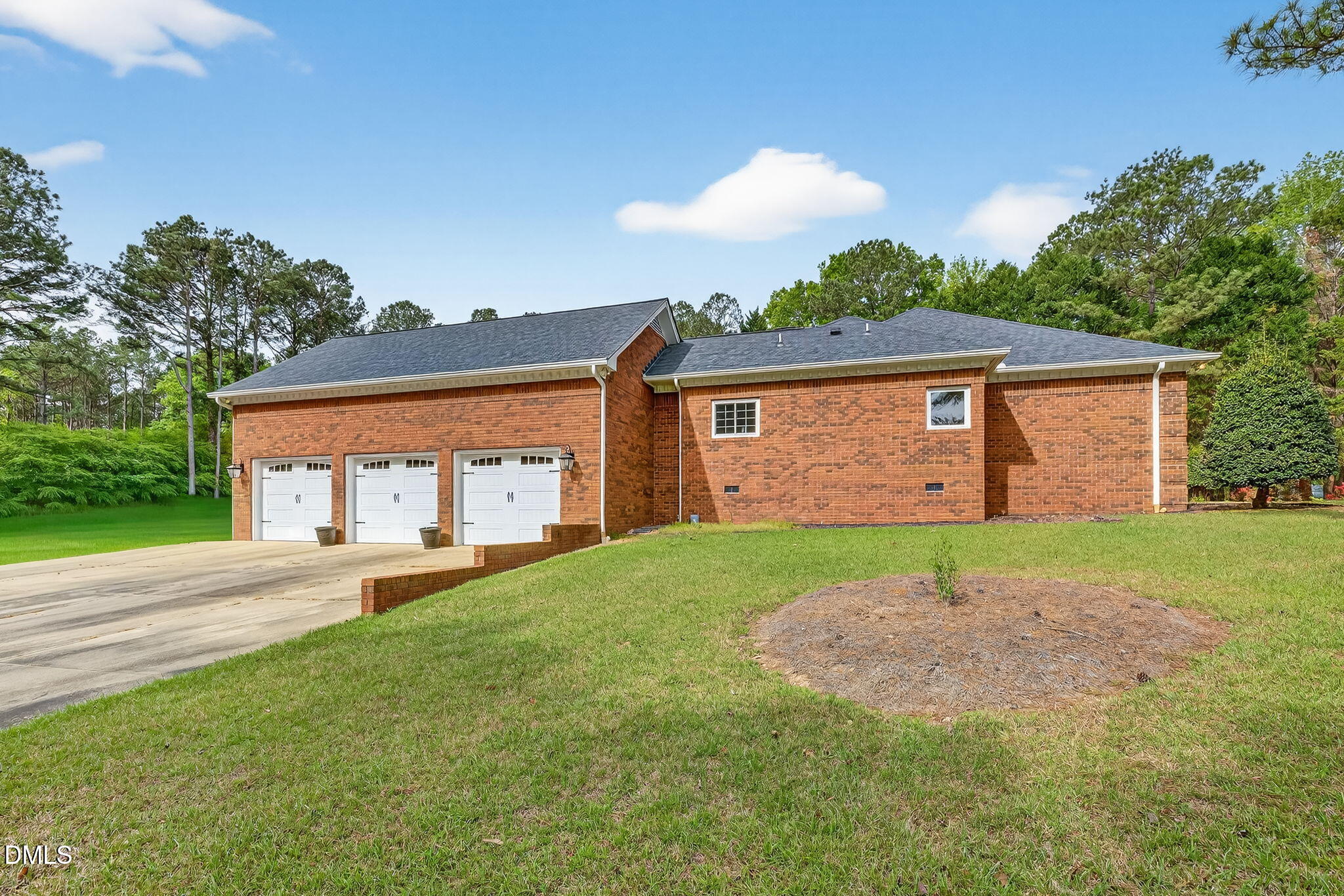 main property photo 51