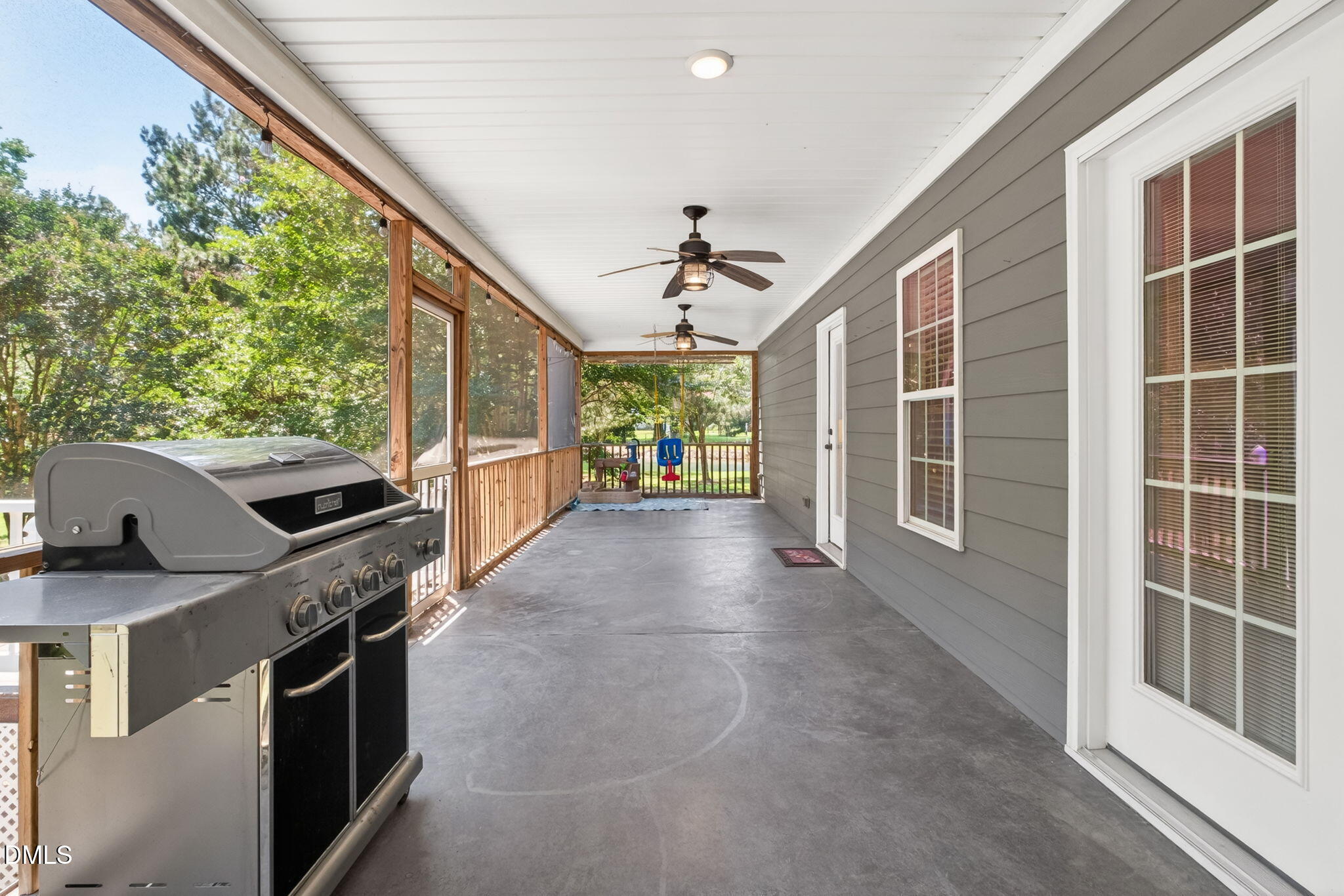 main property photo 44