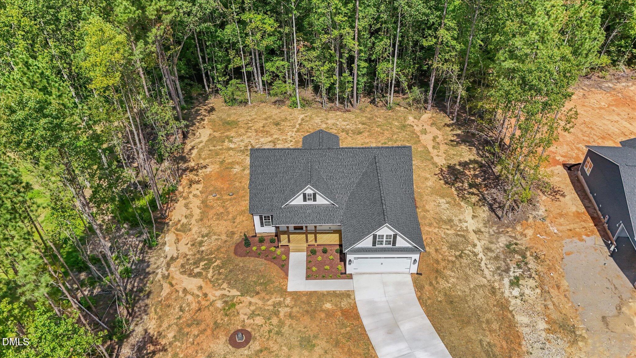 main property photo 40