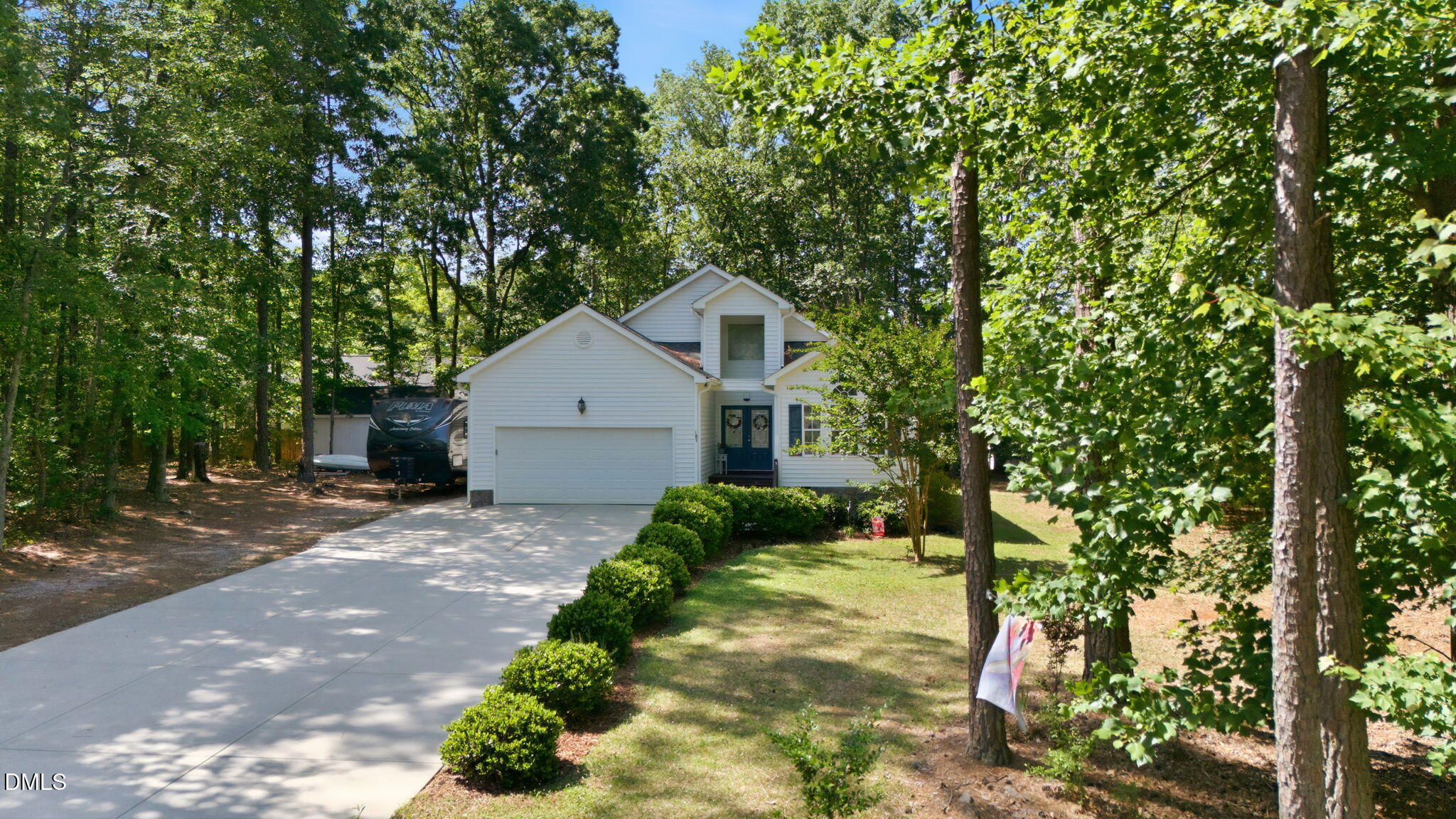 main property photo 25