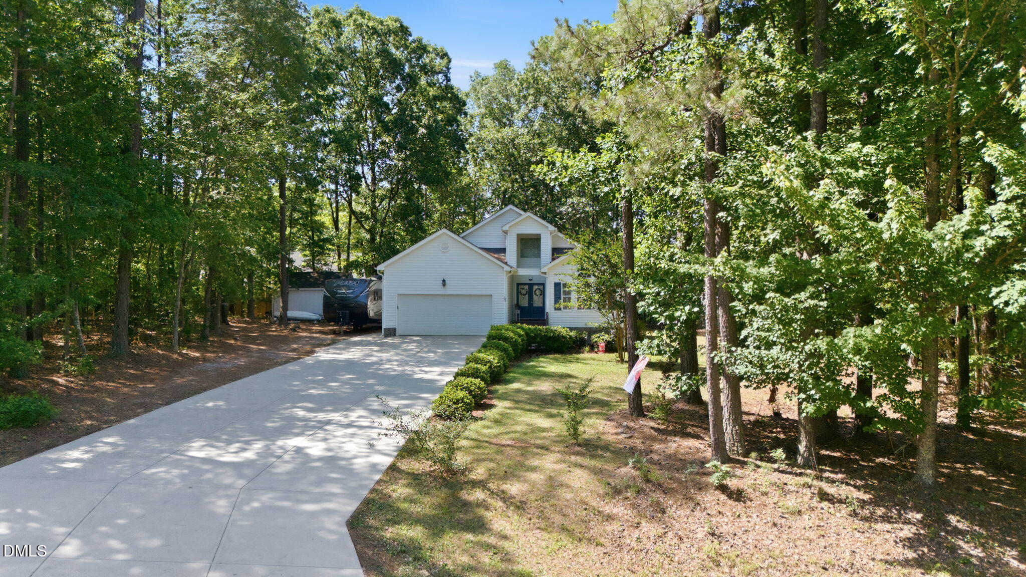 main property photo 39