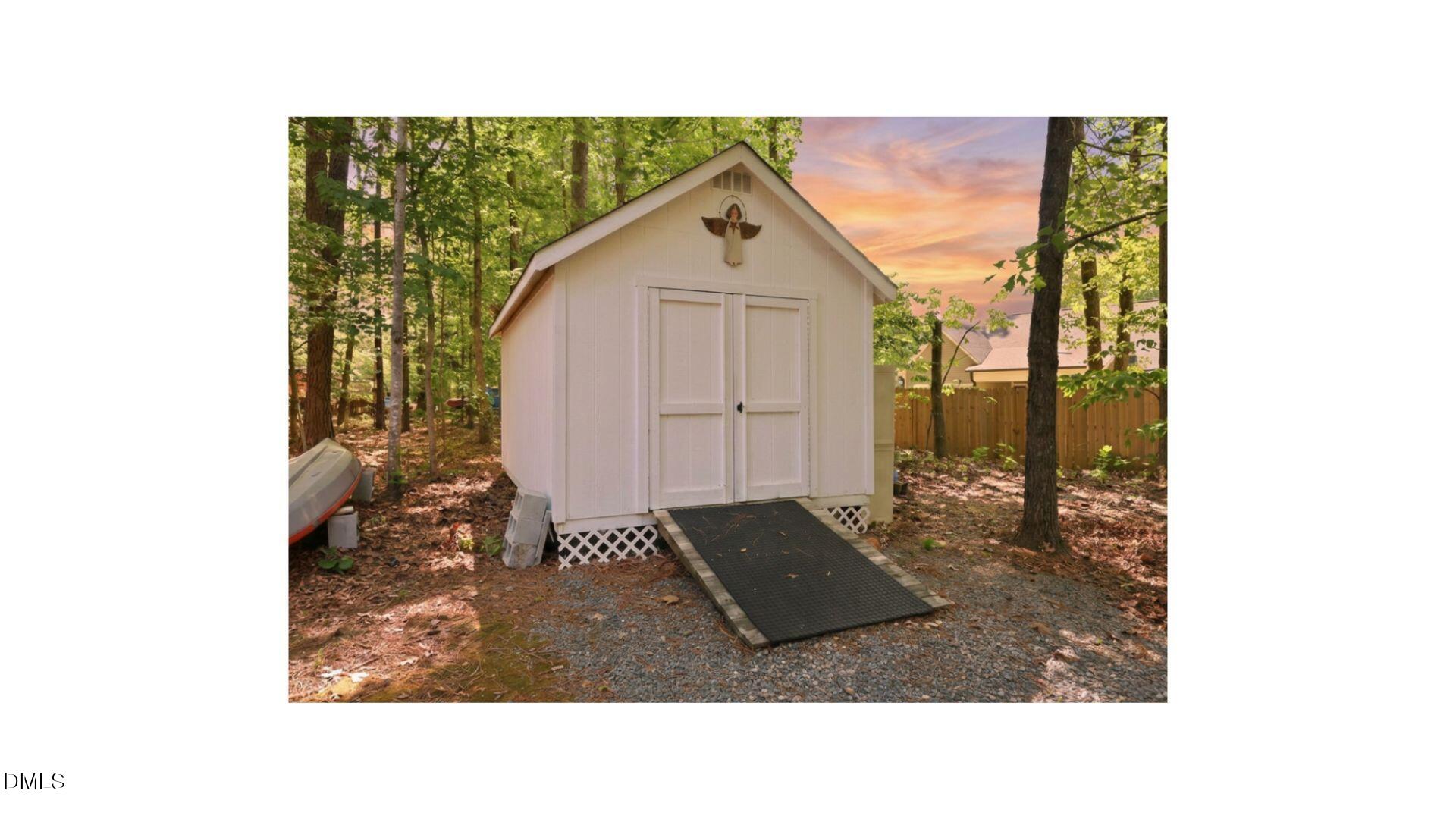 main property photo 44