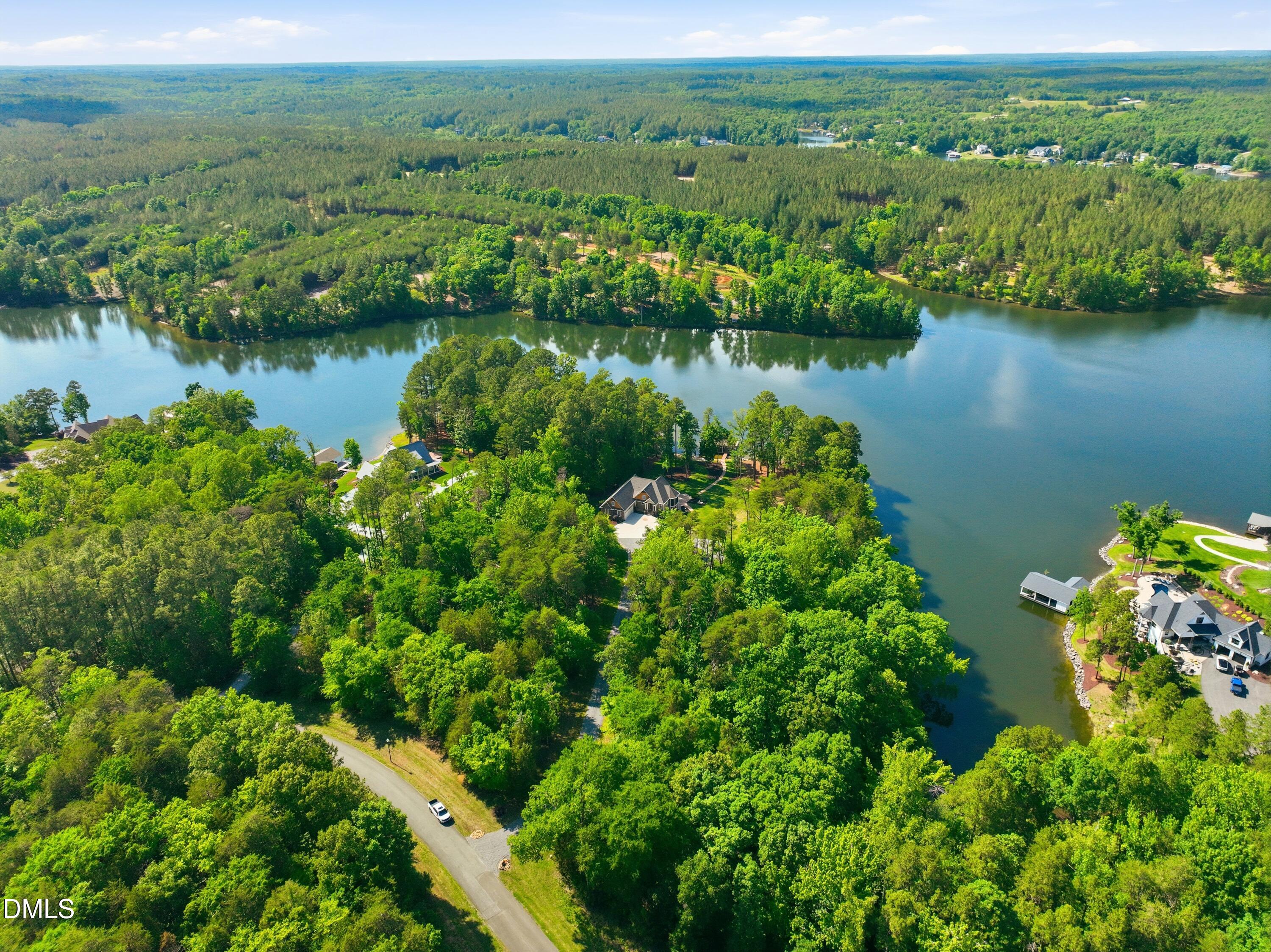 main property photo 13
