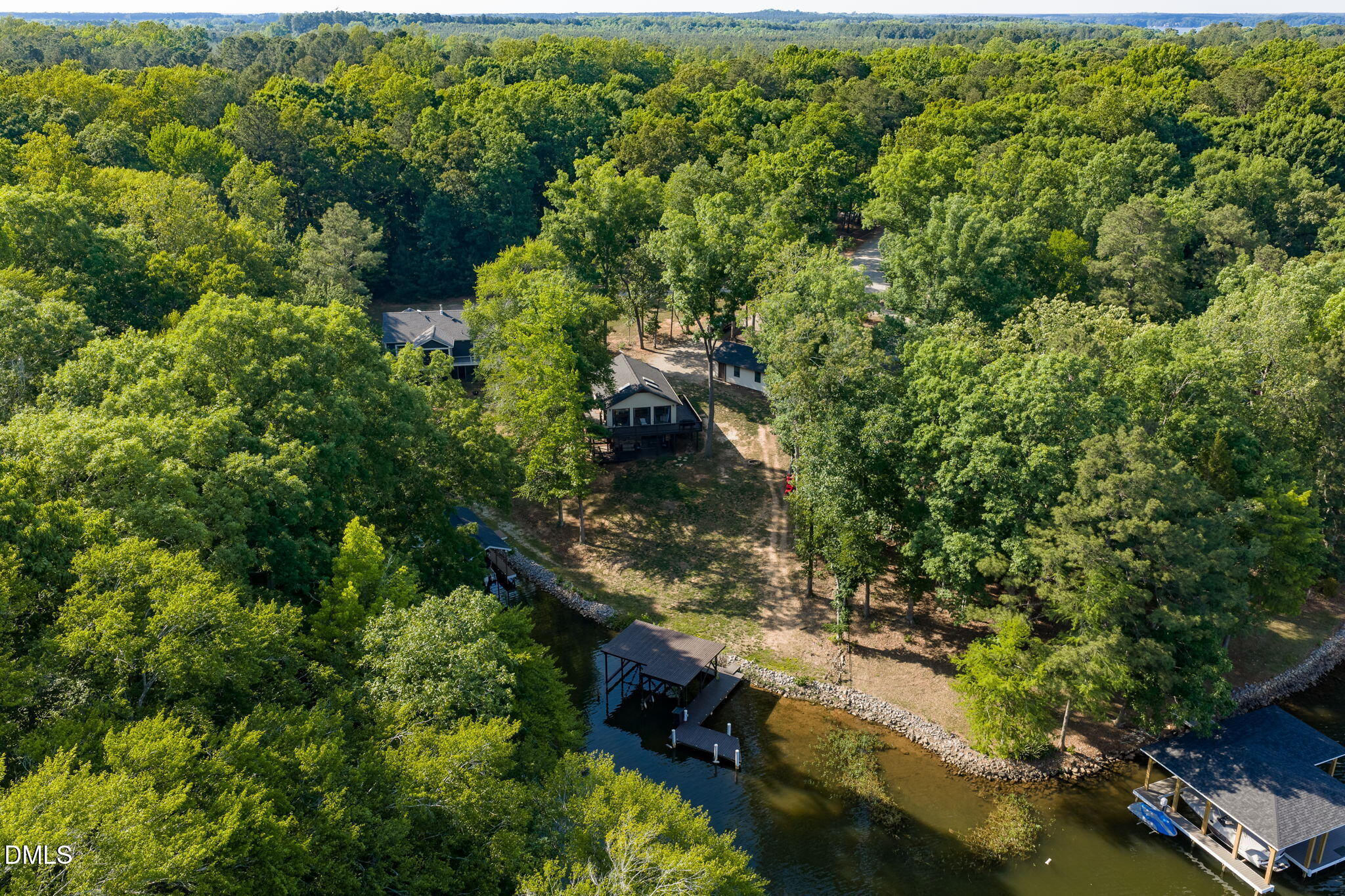 main property photo 59