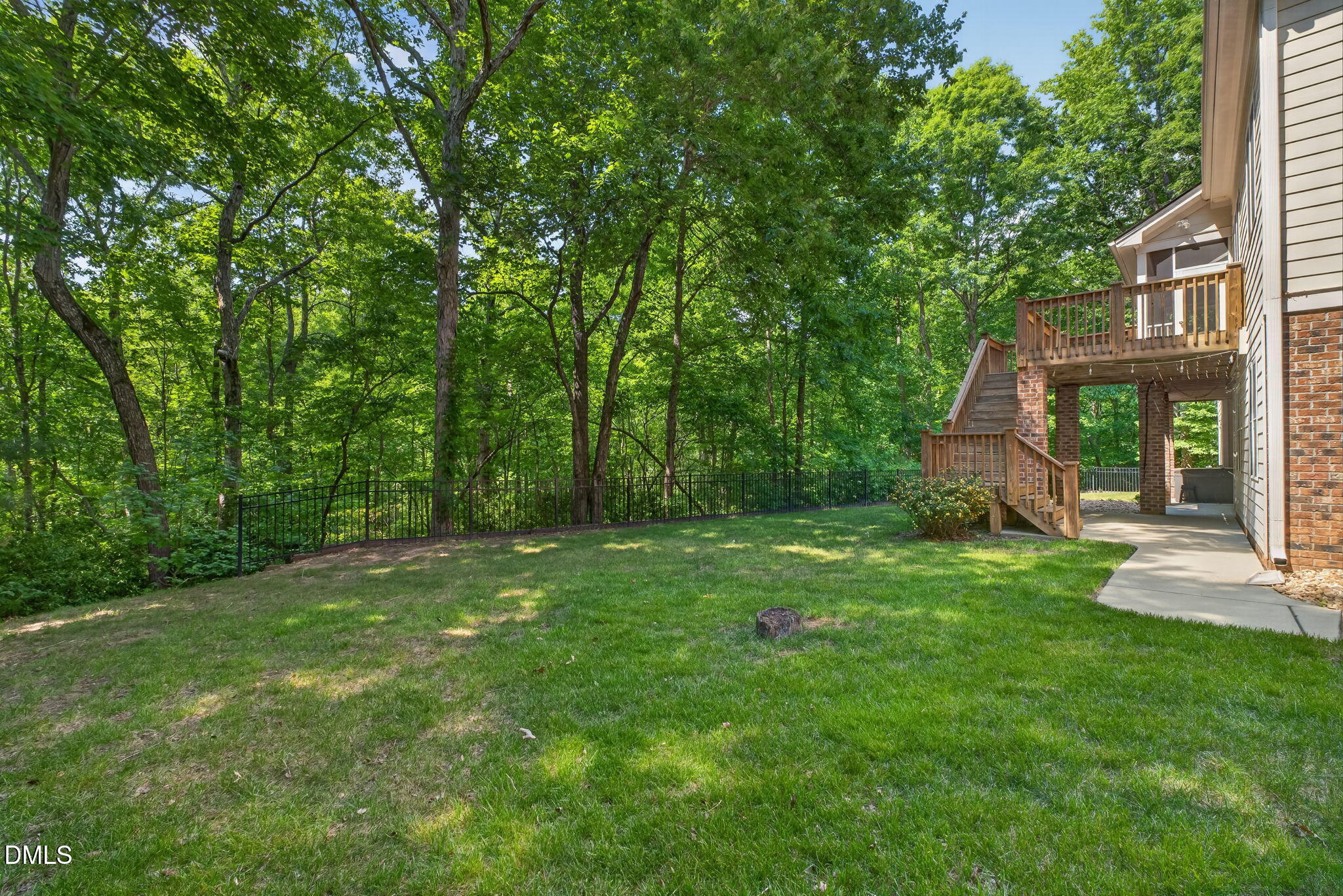 main property photo 80