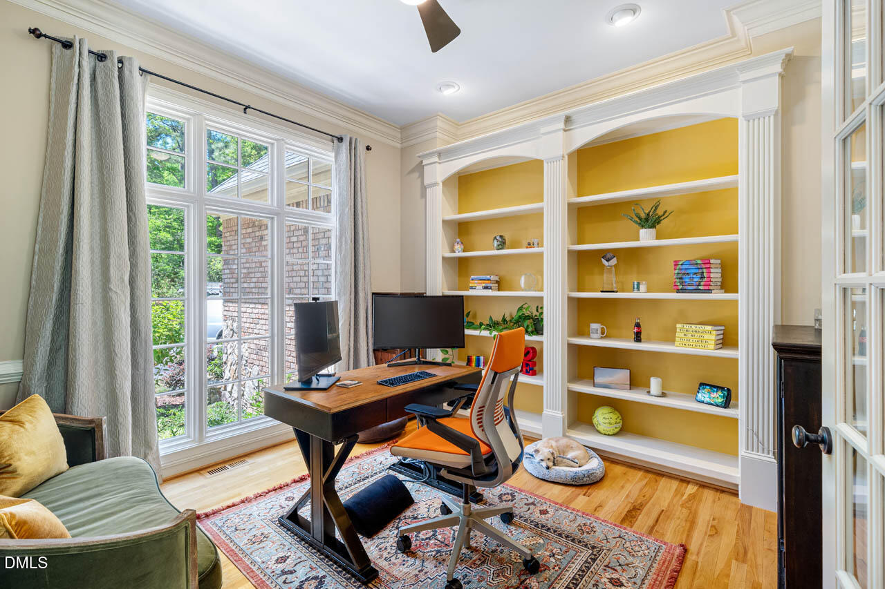 main property photo 47