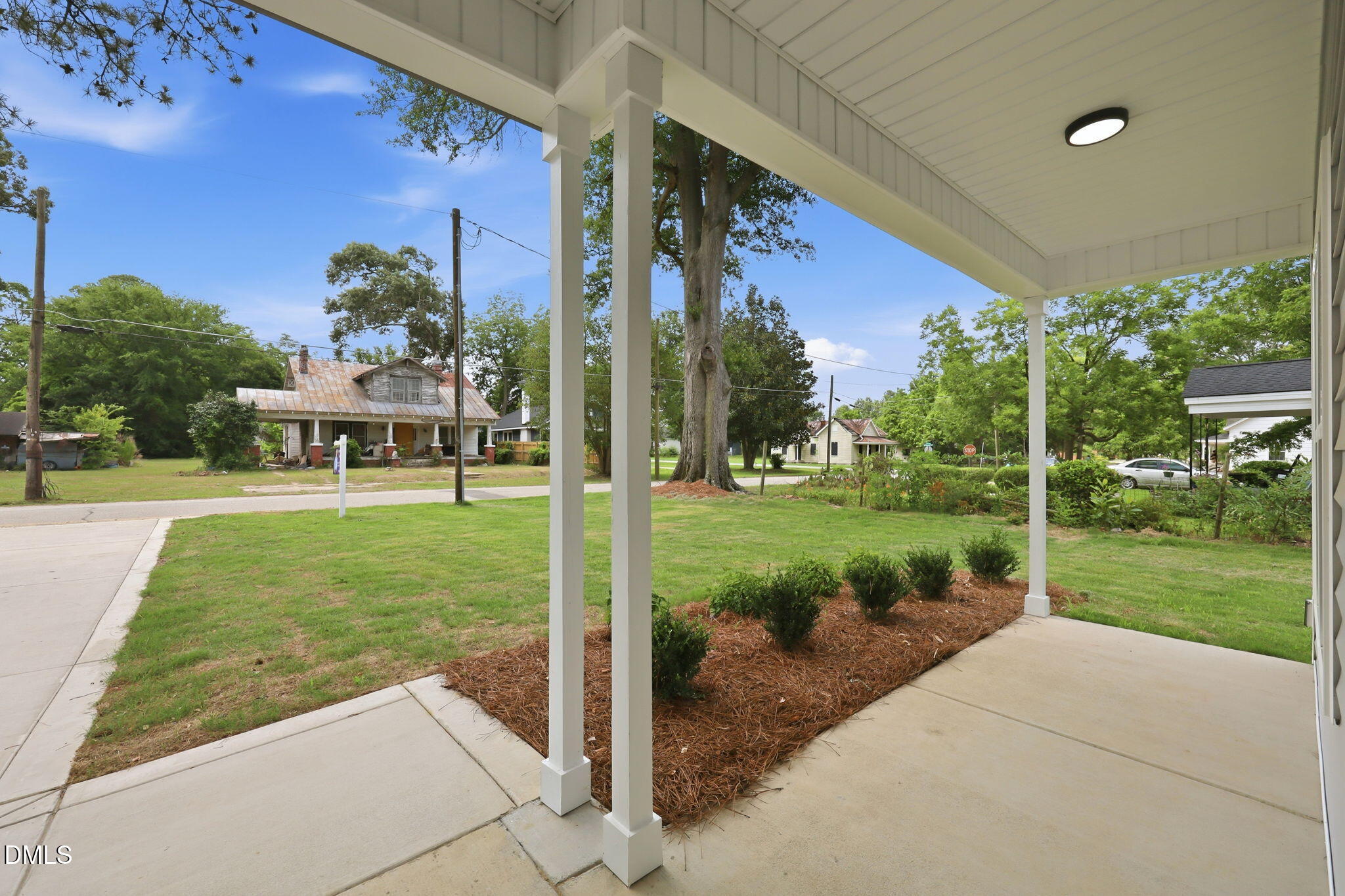 main property photo 26
