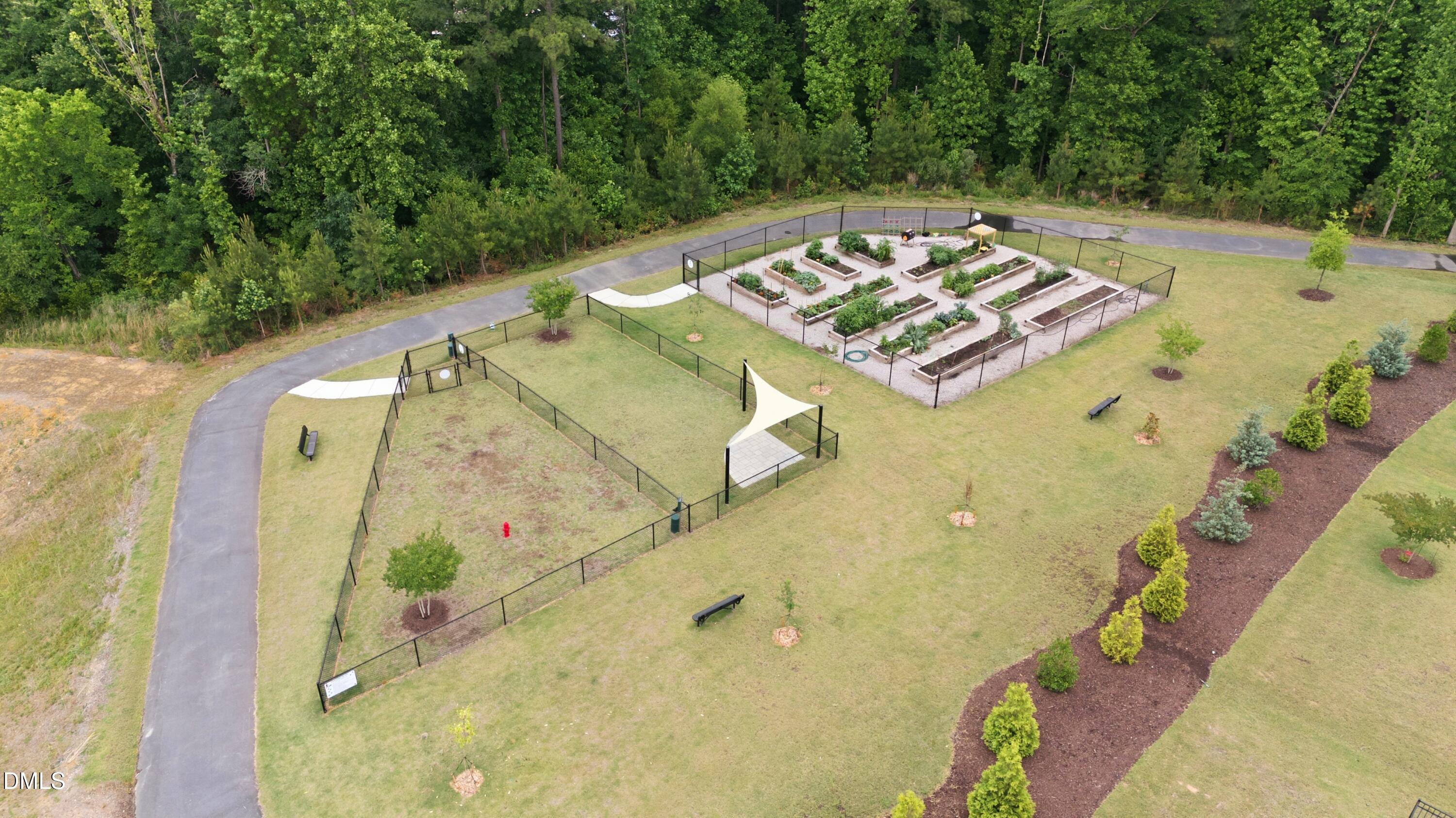 main property photo 46