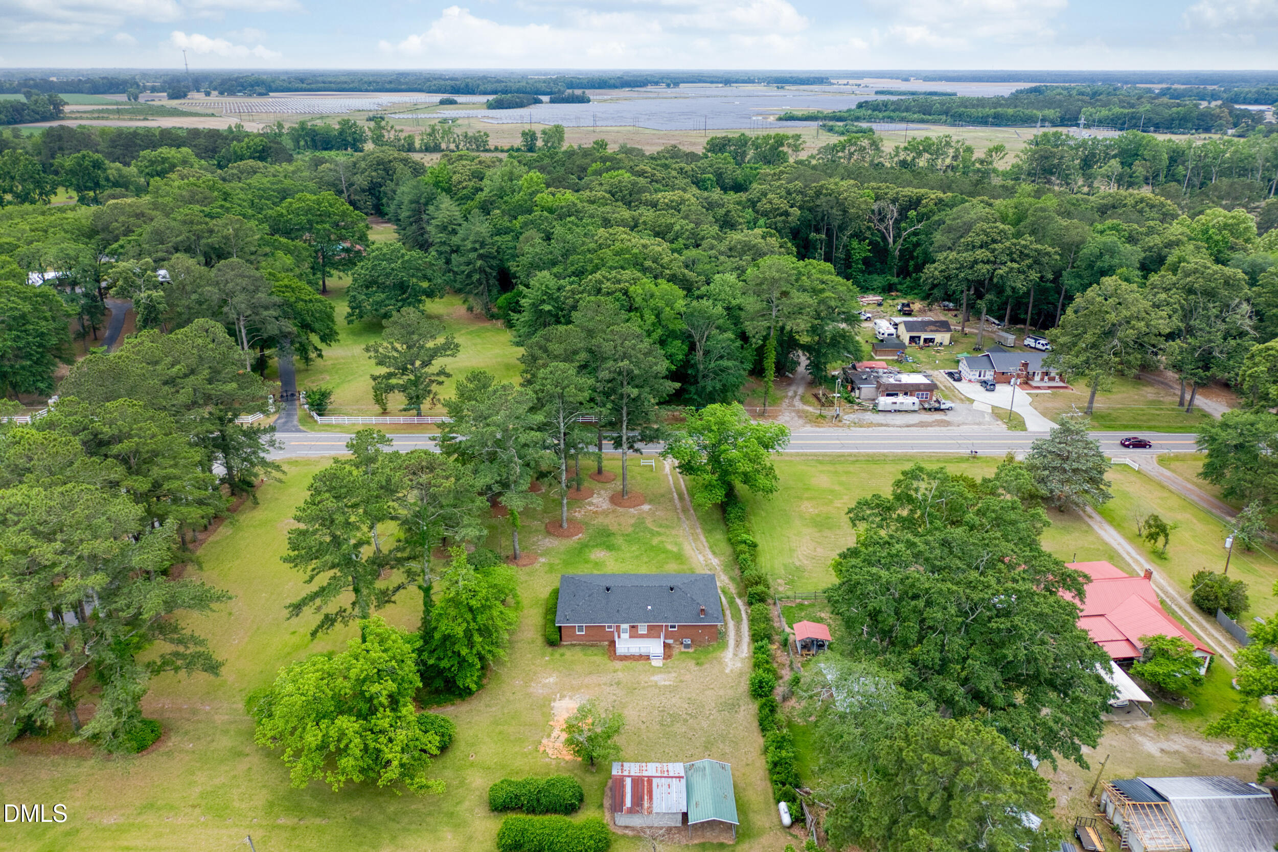 main property photo 41