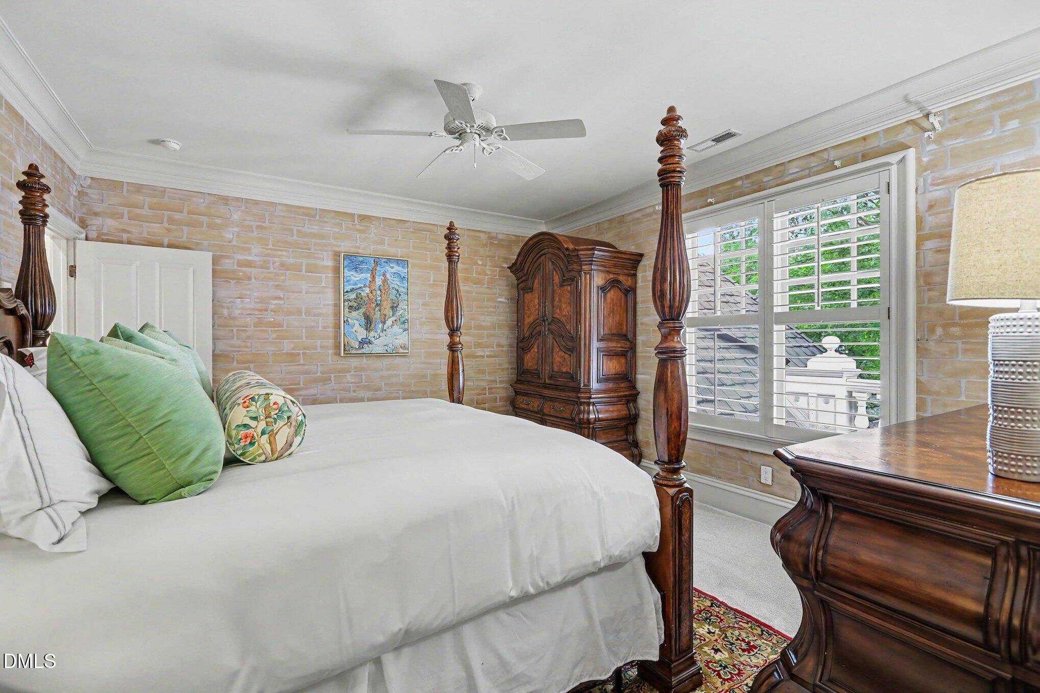 main property photo 50
