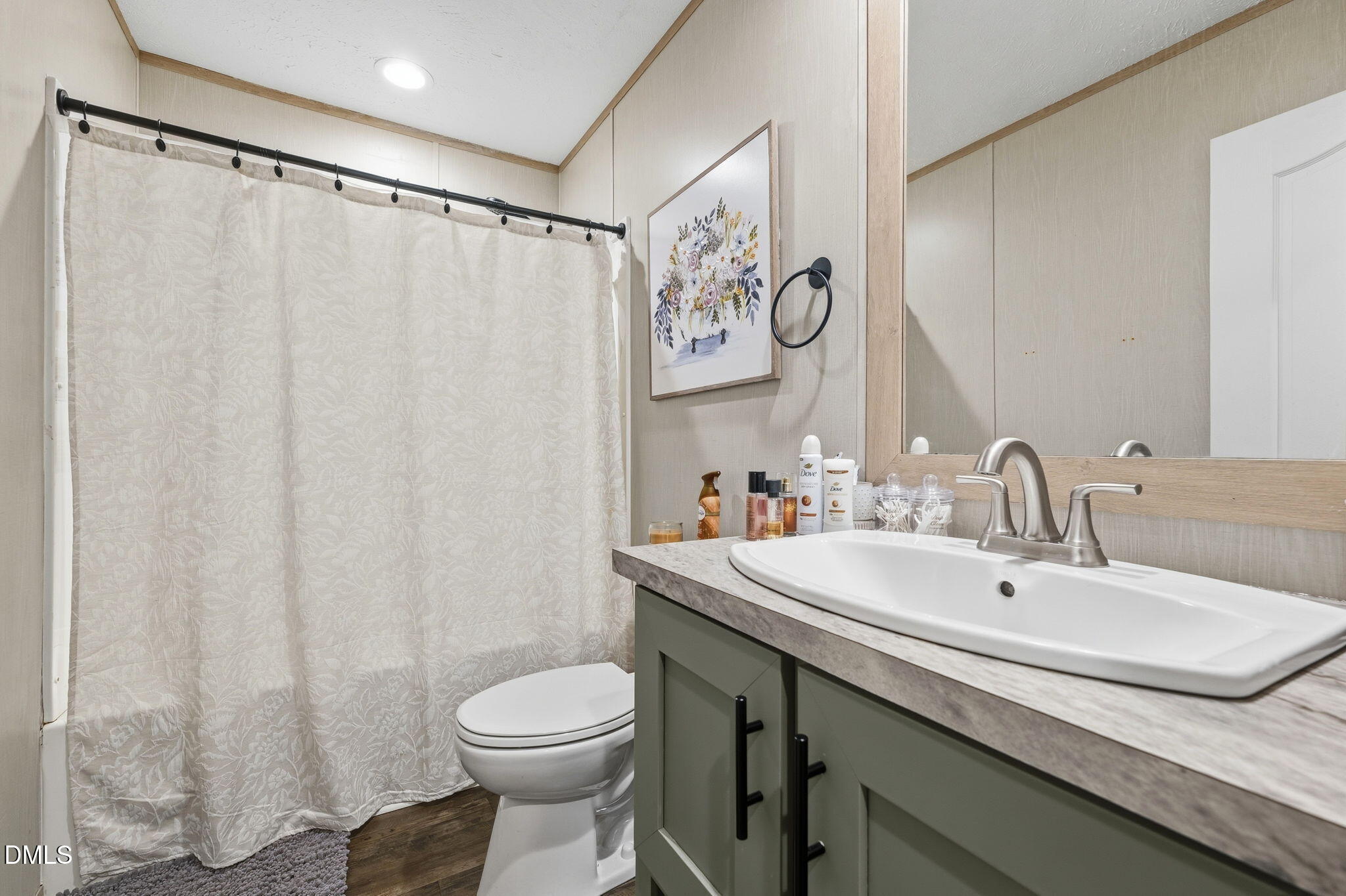 main property photo 19