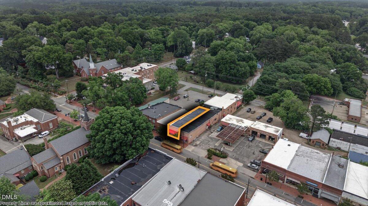 main property photo 31