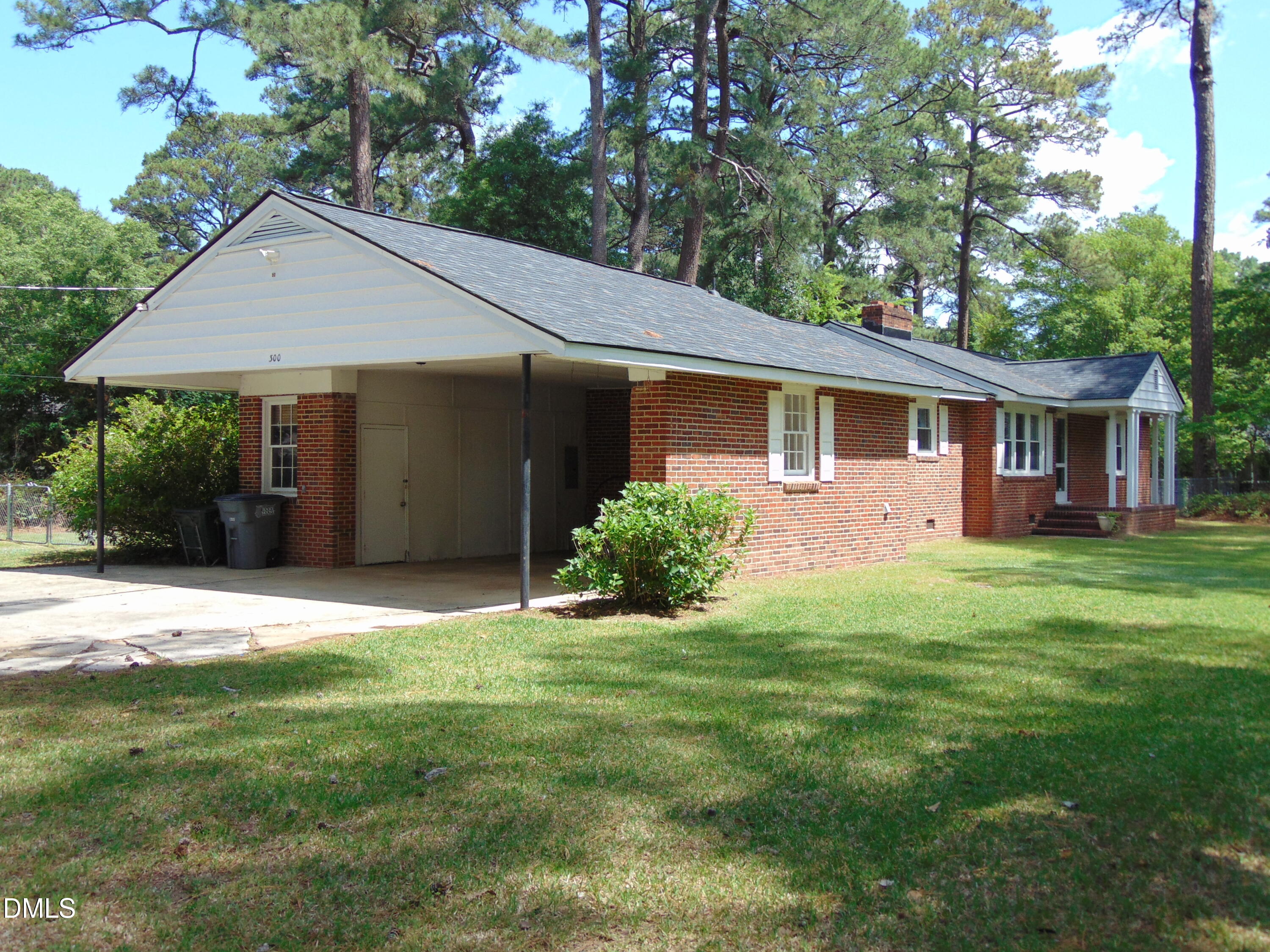 main property photo 2