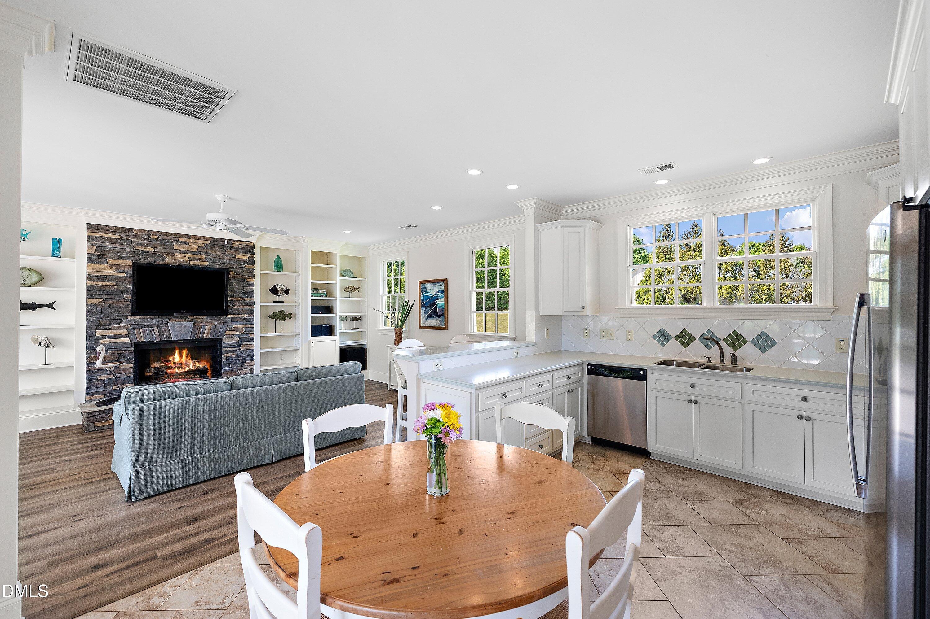 main property photo 80