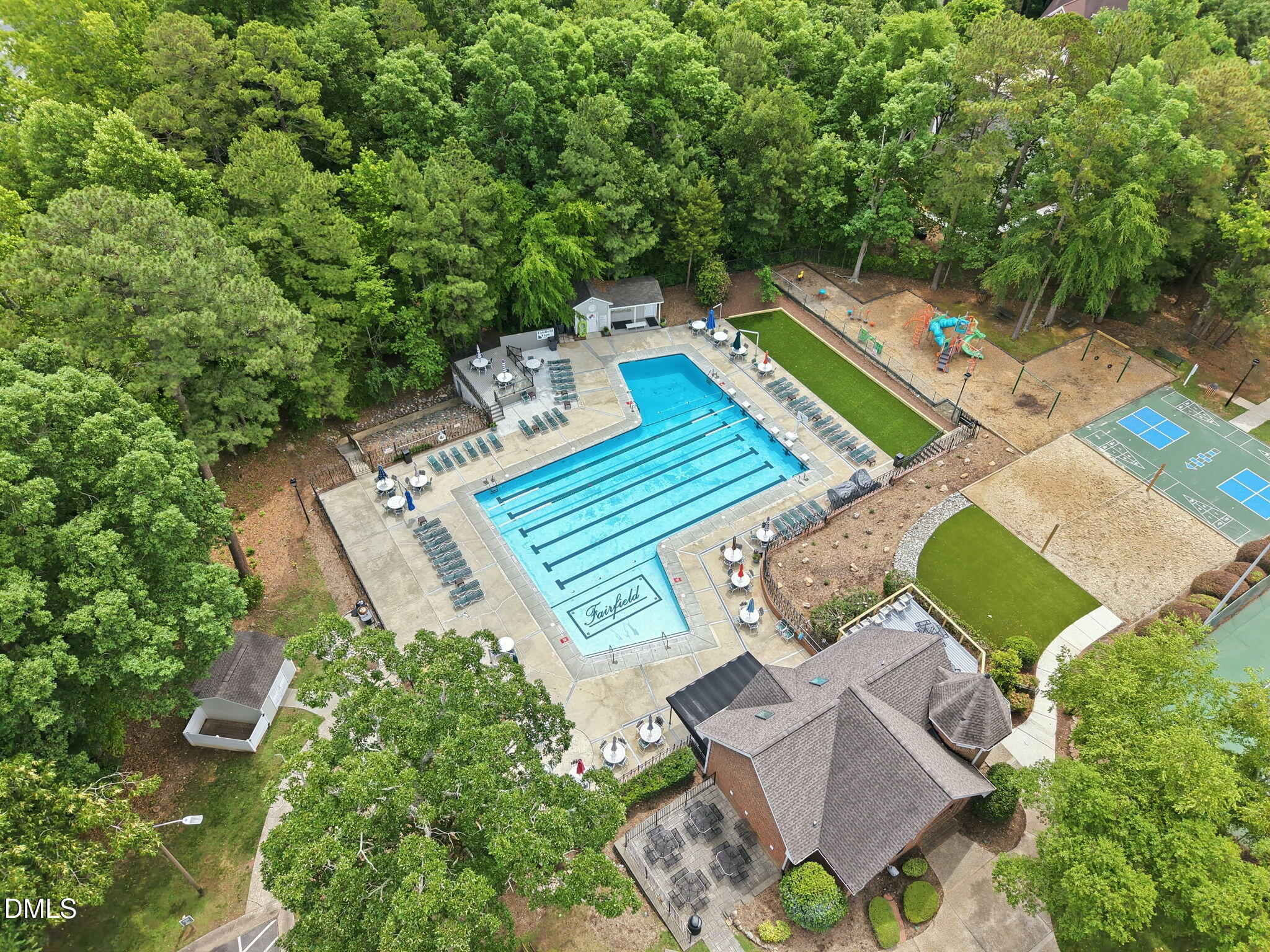 main property photo 60