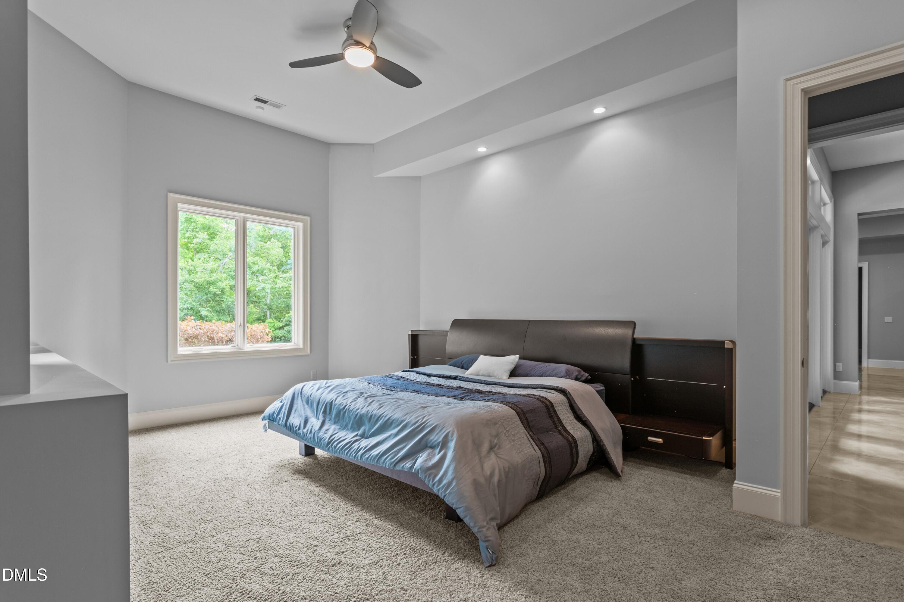 main property photo 80