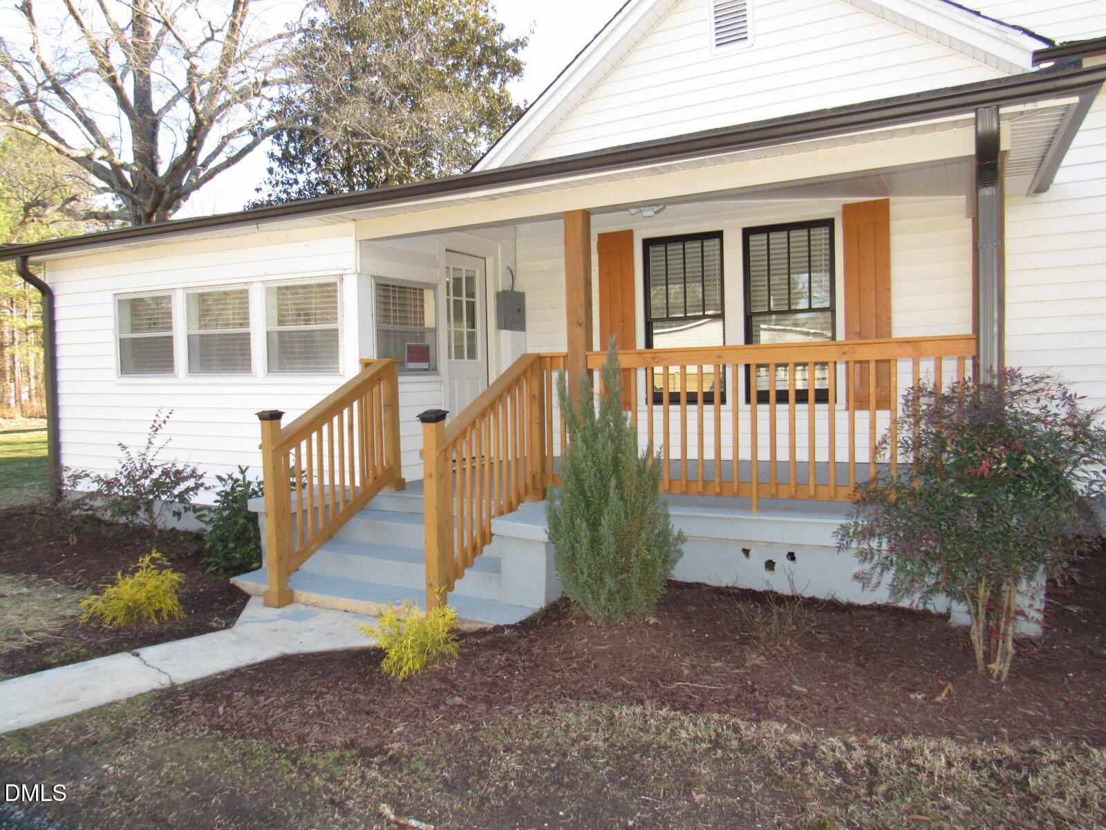 main property photo 18