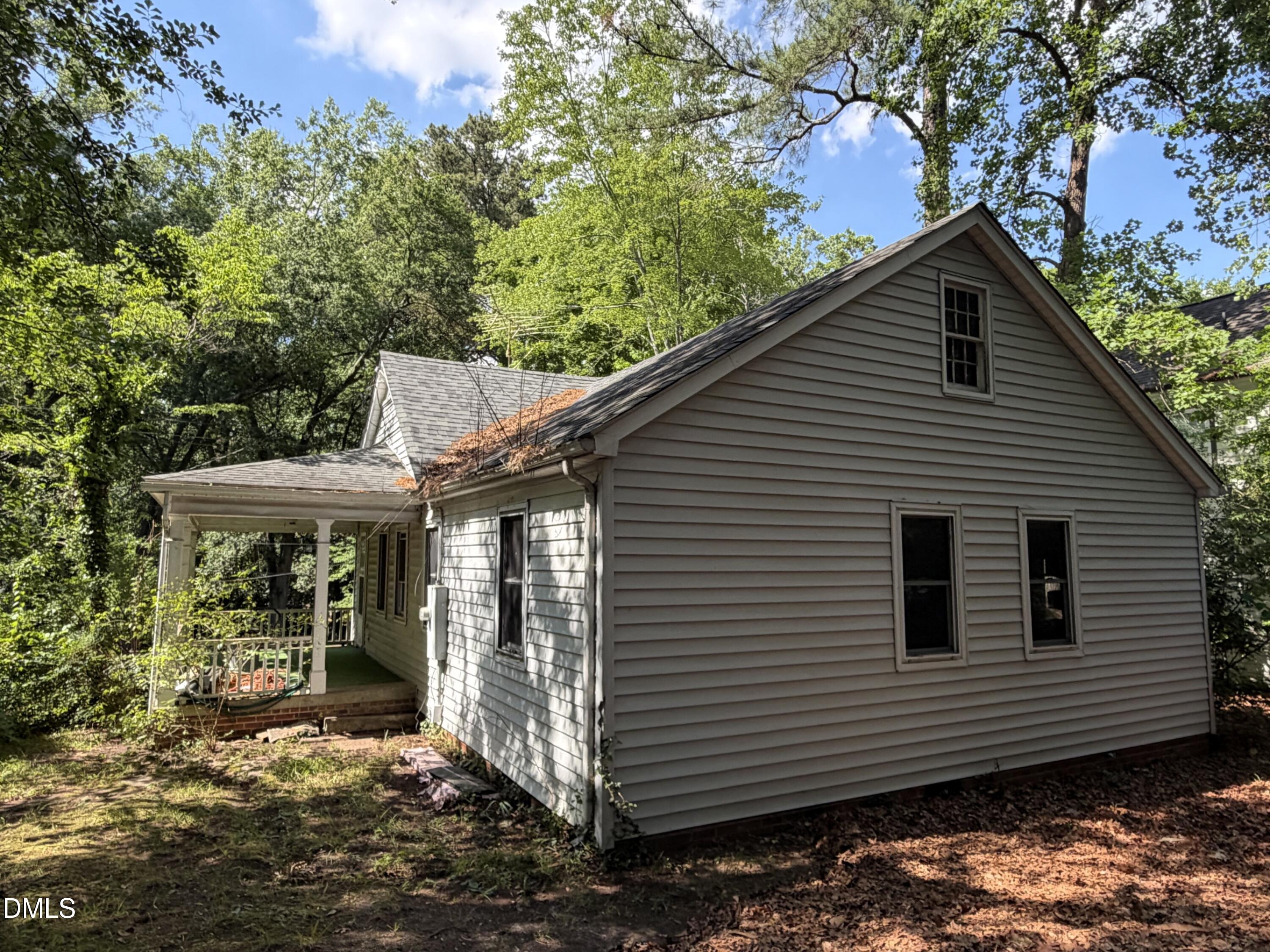 main property photo 4