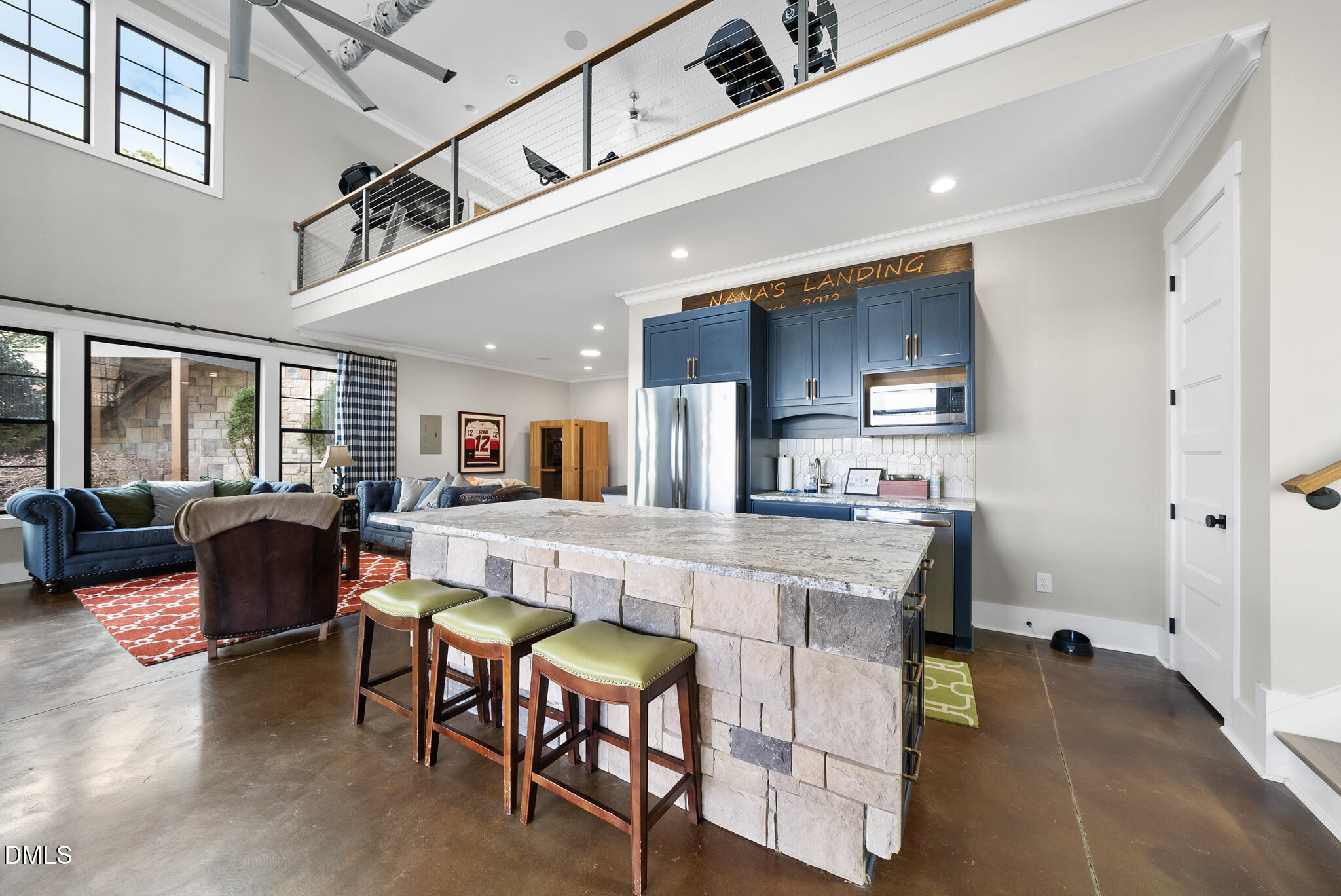 main property photo 75