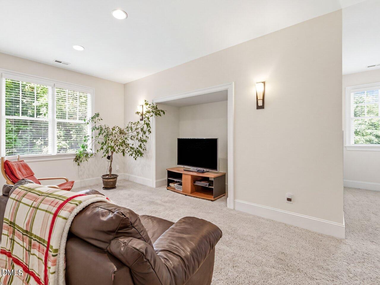 main property photo 64