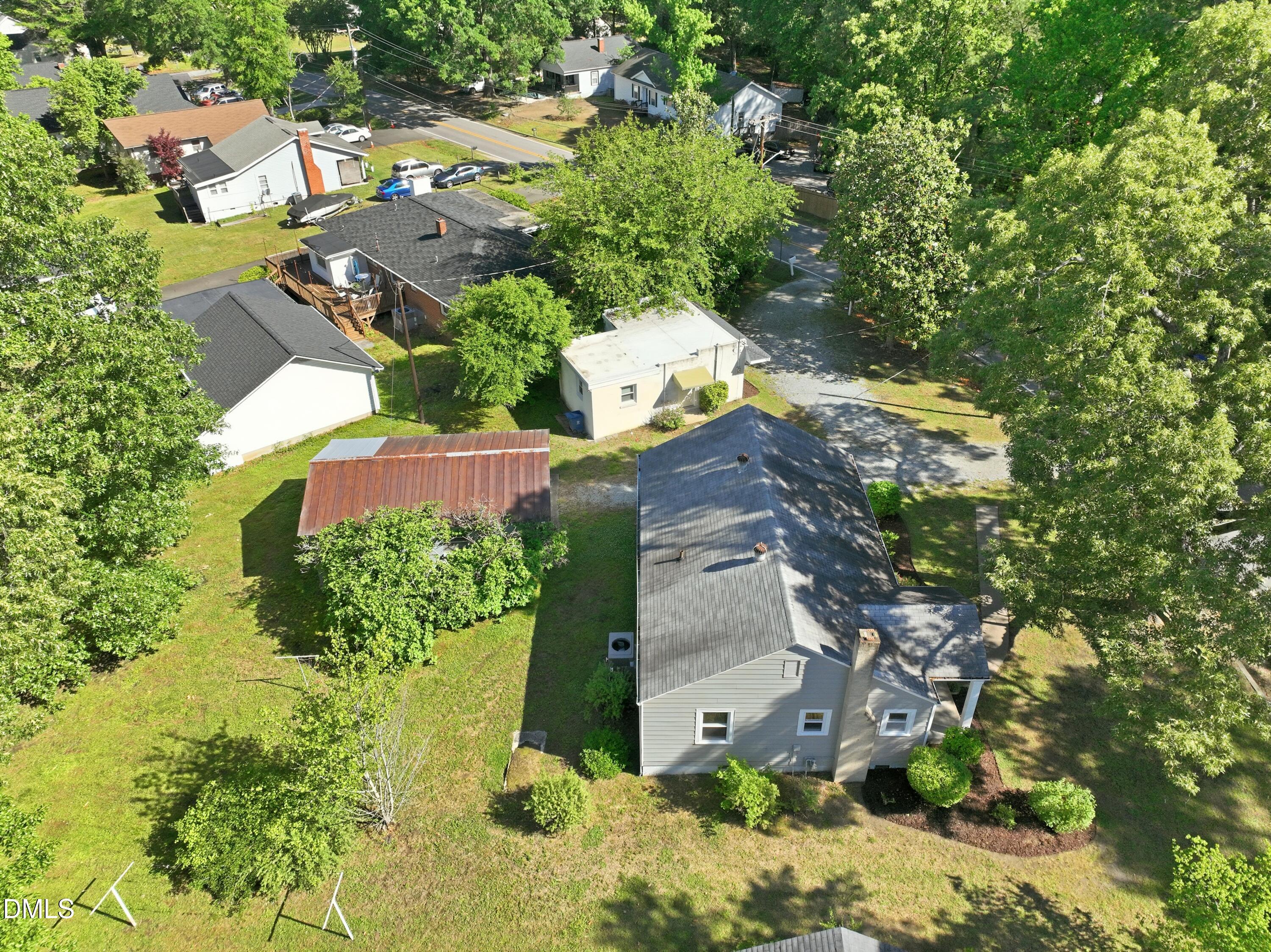 main property photo 39